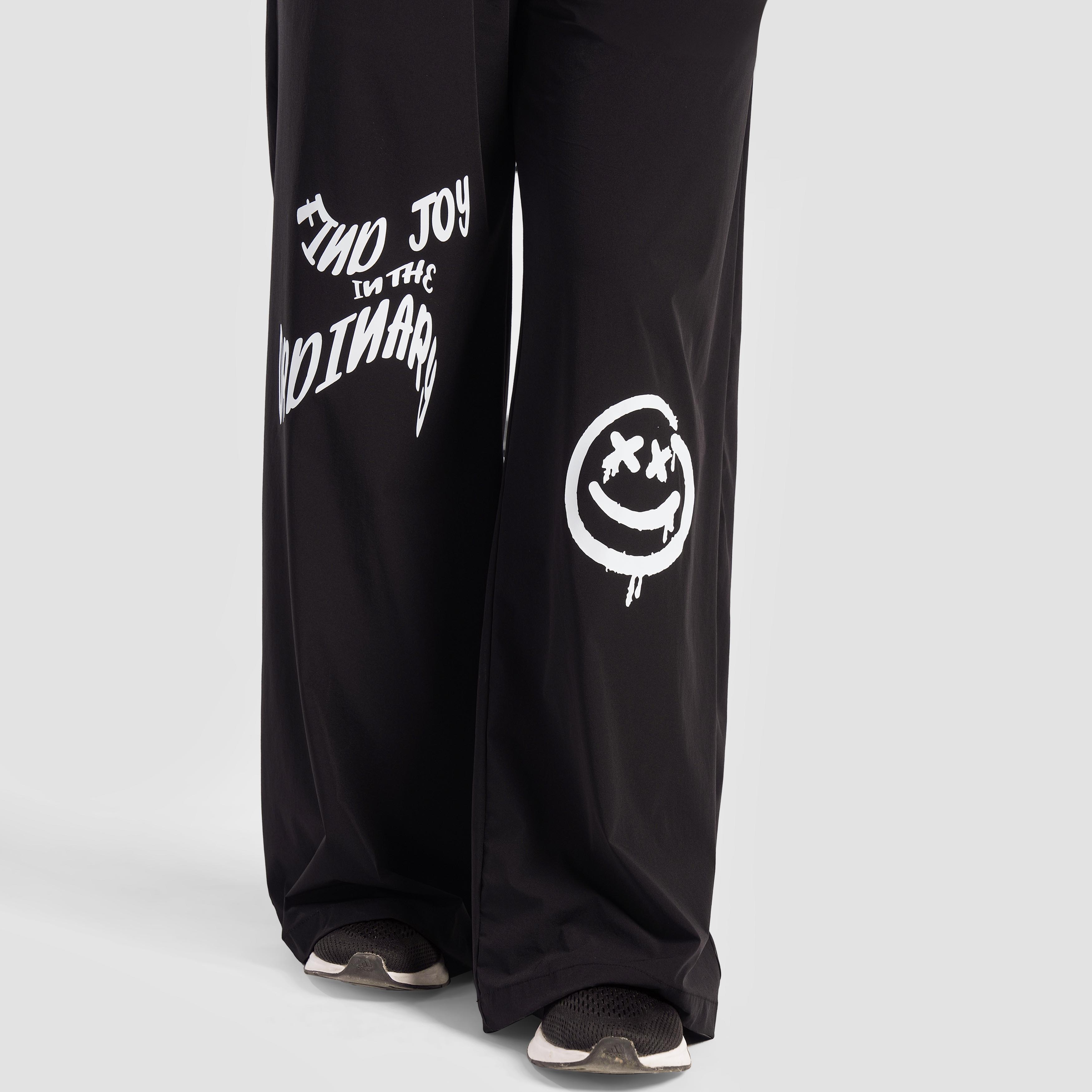 OverJoyed Trousers (Black)