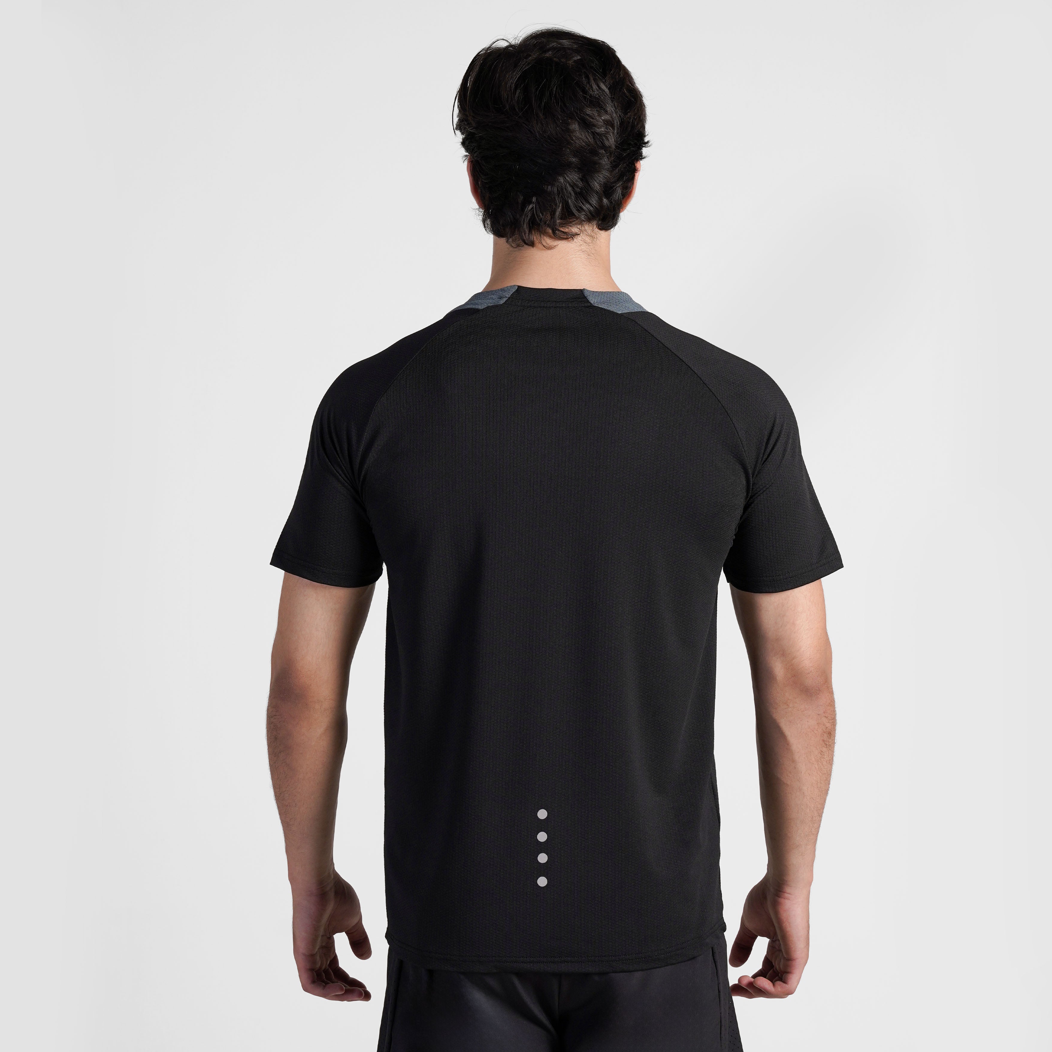 Torque Tee (Black-Grey)