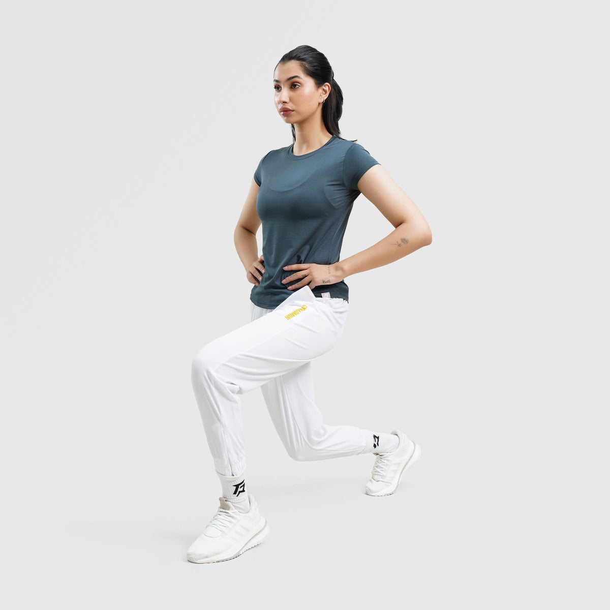 women gym t-shirt sportswear breathable workout tee fabric detail Women T-Shirt Gymarmour Pakistan