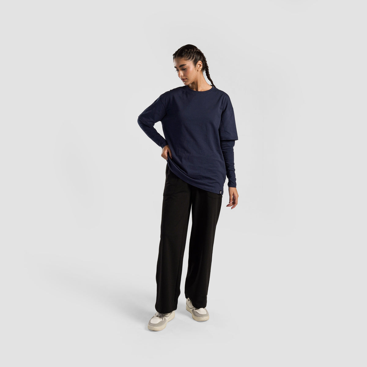Modest Tee (Navy)