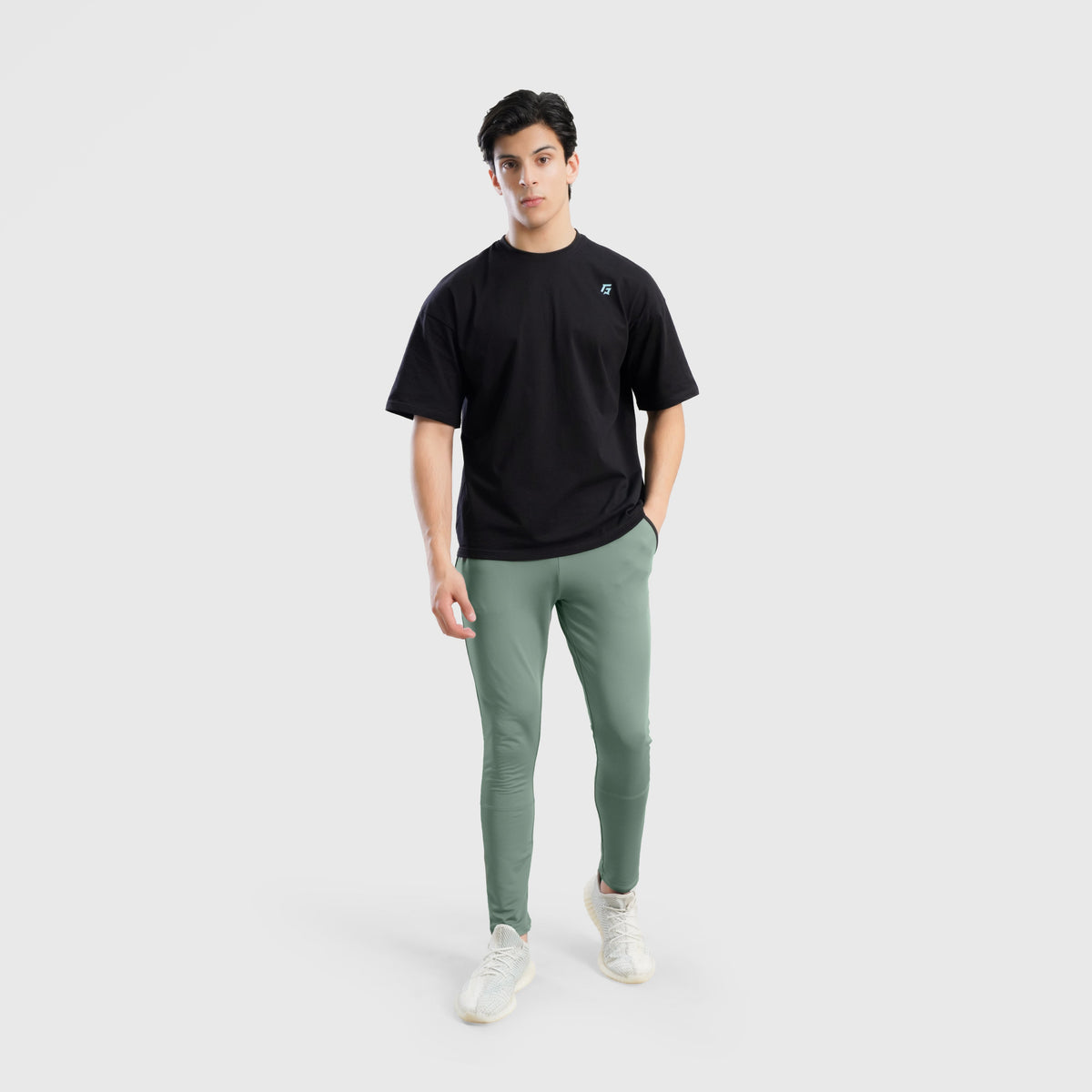 men gym trousers workout pants breathable fitness training bottoms fabric detail Men Gym Trousers Gymarmour Pakistan