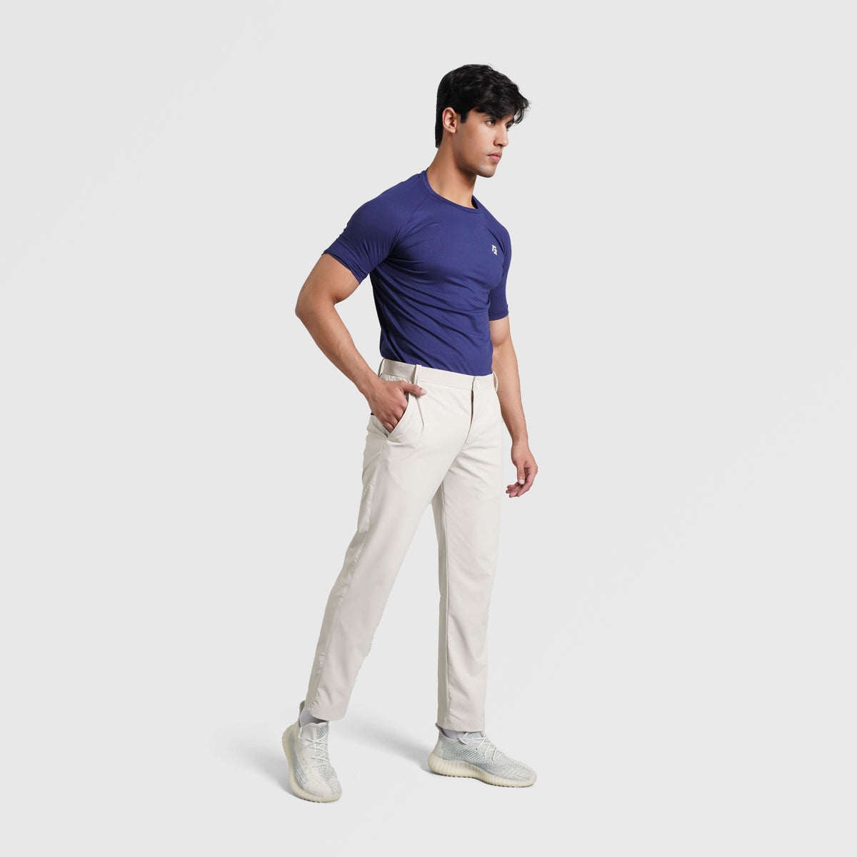 men gym trousers workout pants breathable fitness training bottoms fabric detail Men Gym Trousers Gym Armour Pakistan