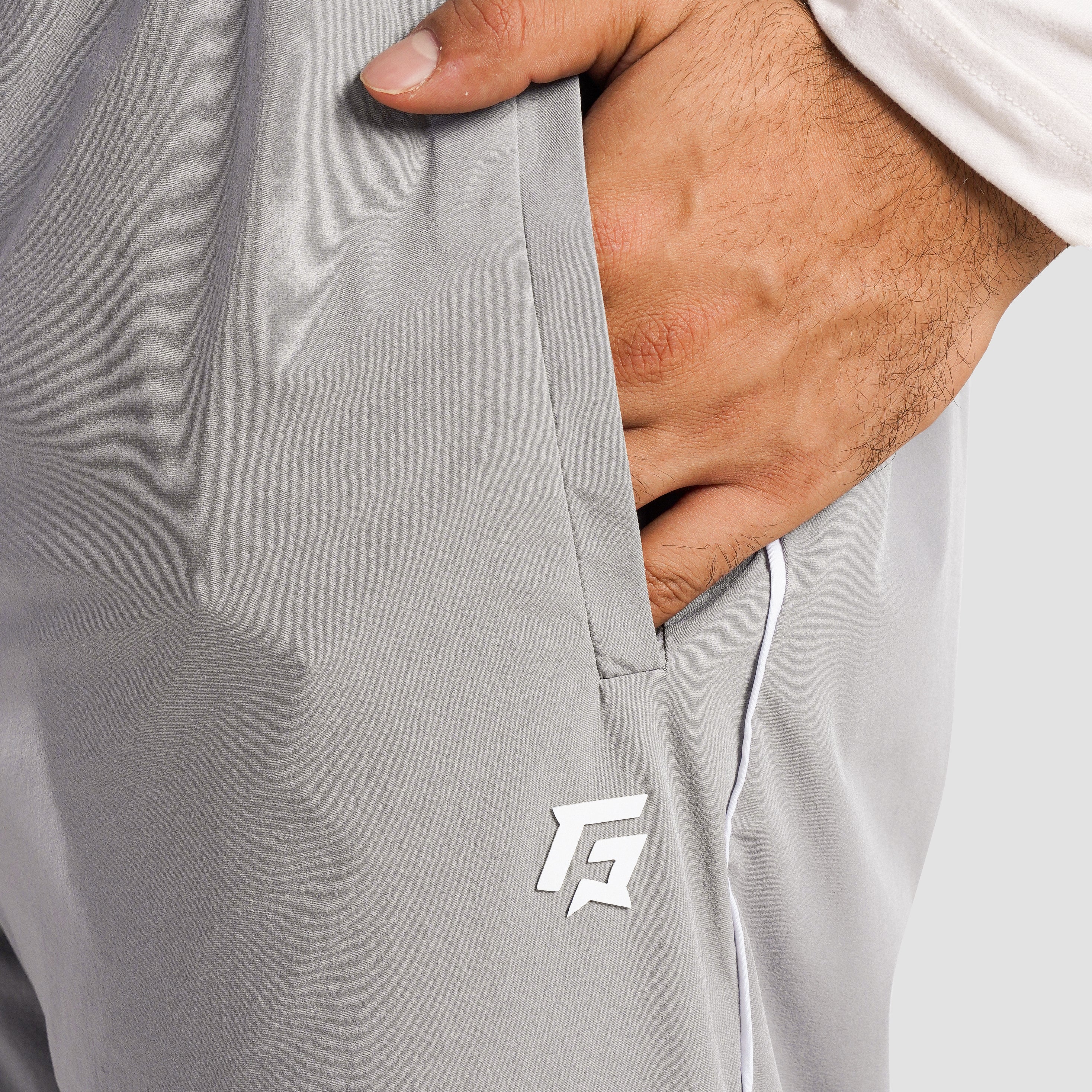 Flex Pocket Trouser (Light Grey)