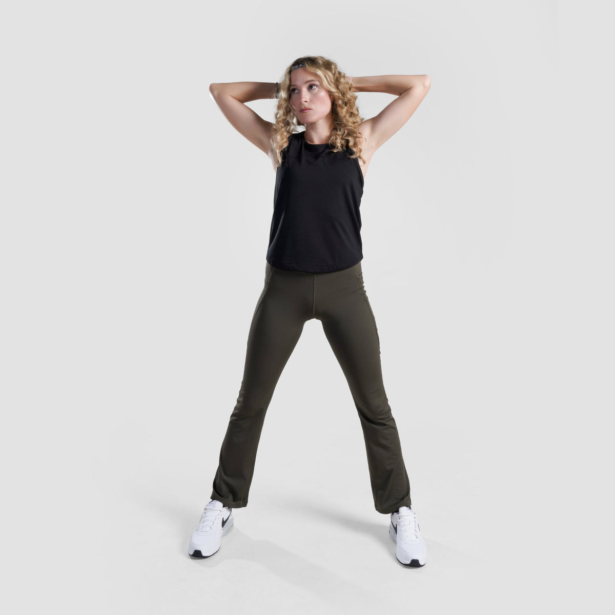 women gym wear sportswear fitness training outfit fit view Women Gym Wear Gymarmour Pakistan