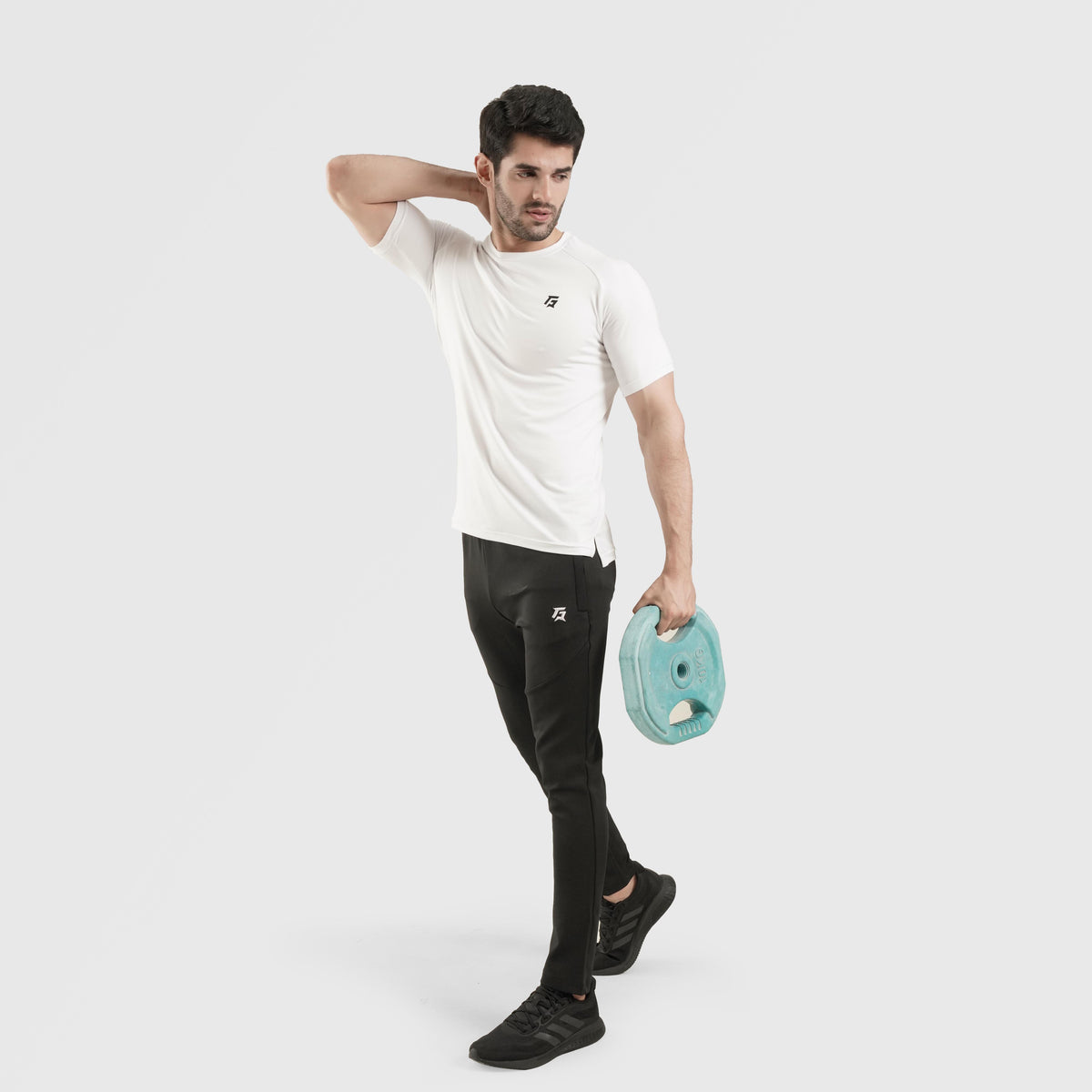 men gym t-shirt sportswear breathable workout tee fabric detail Men T-Shirt Gym Armour Pakistan