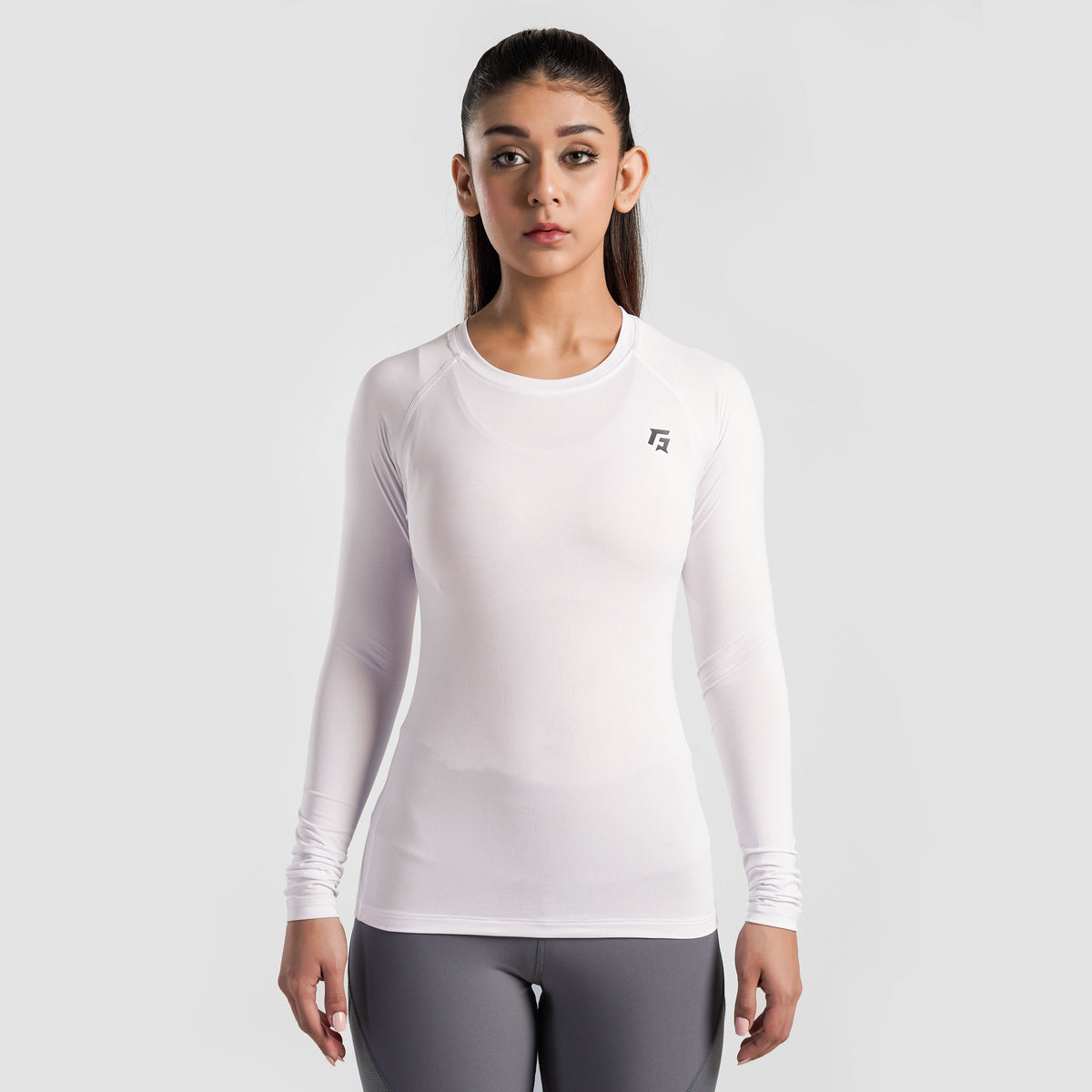 women gym wear sportswear fitness training outfit front view Women Gym Wear Gymarmour Pakistan