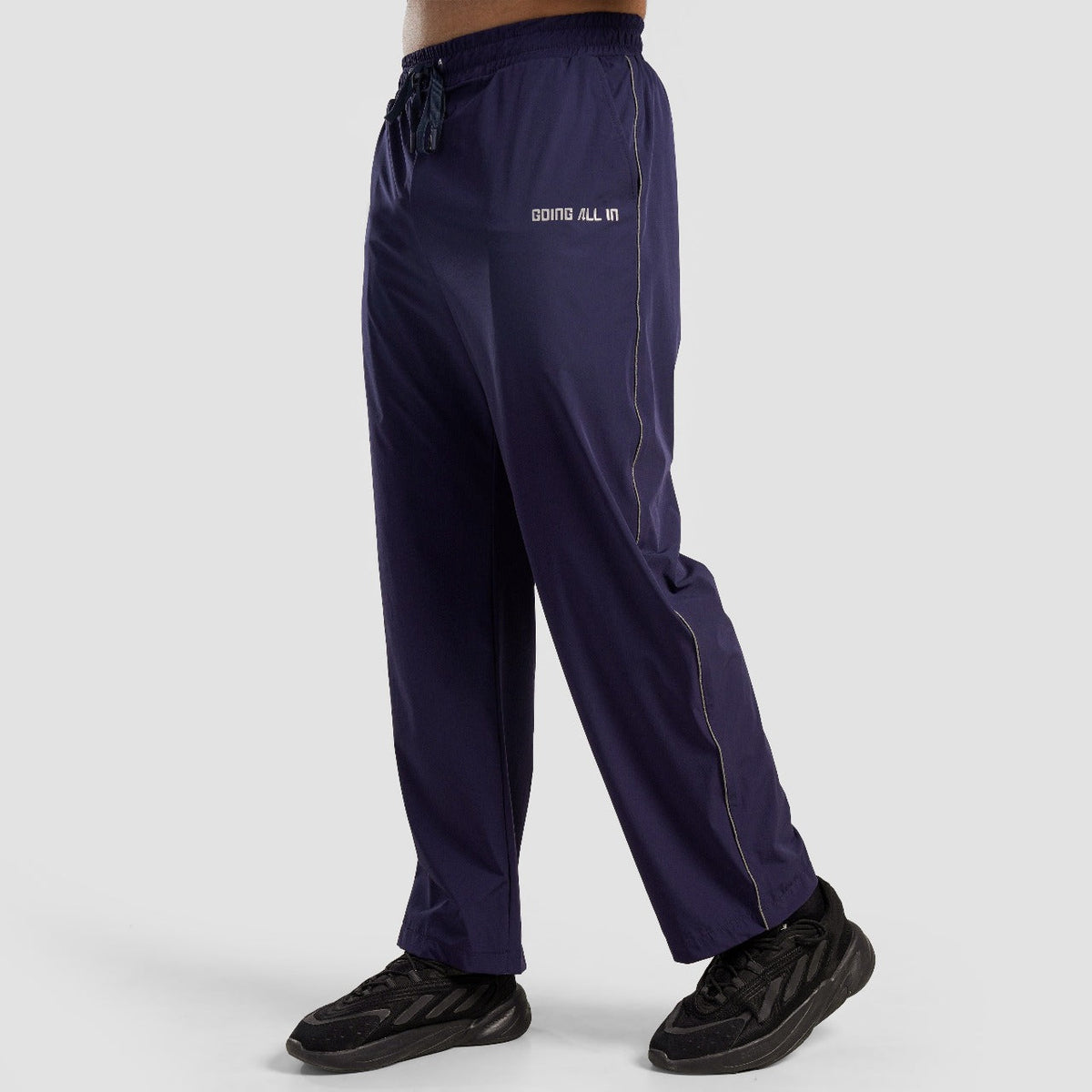 men gym trousers workout pants breathable fitness training bottoms front view Men Gym Trousers Gymarmour Pakistan