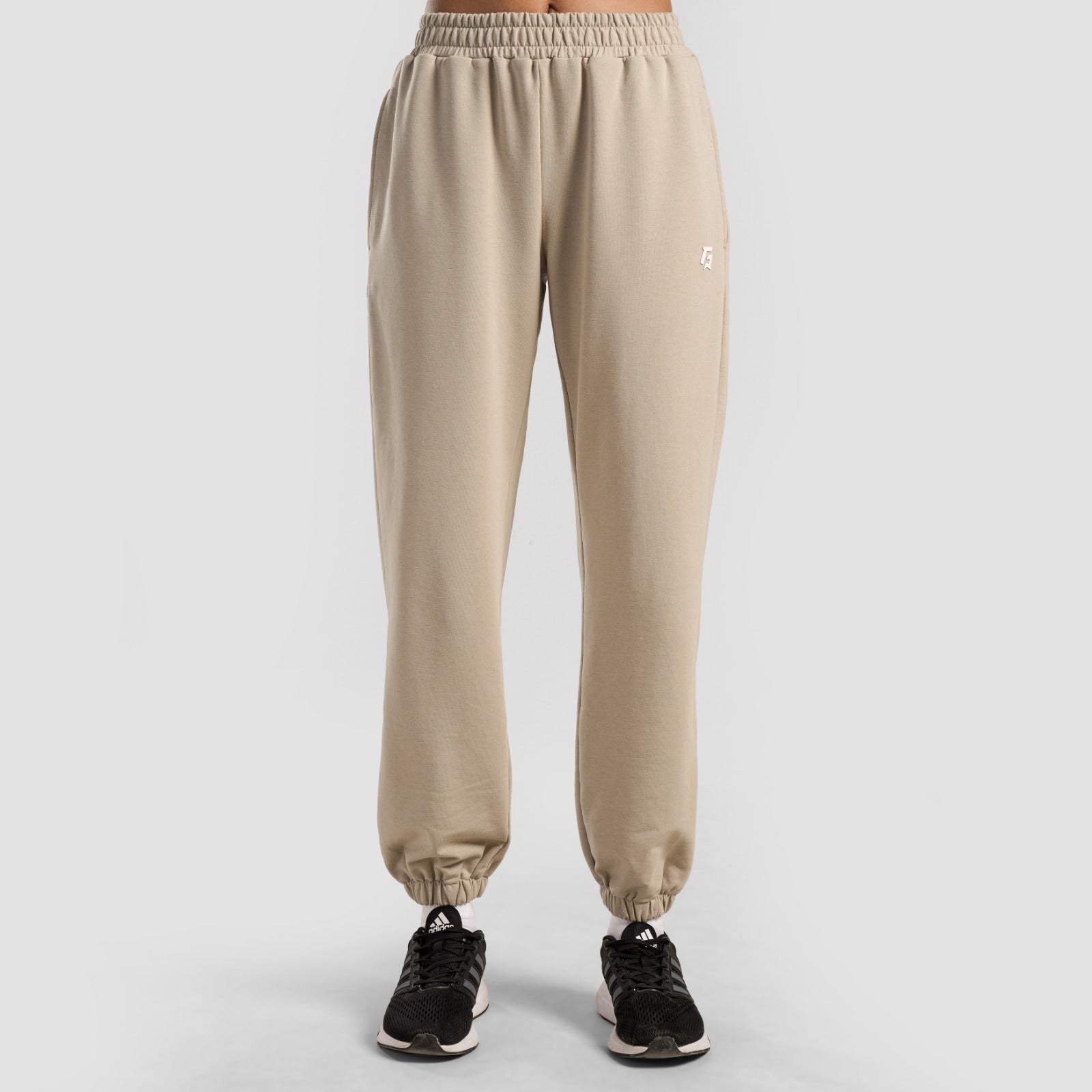 Forma Joggers (Beige)