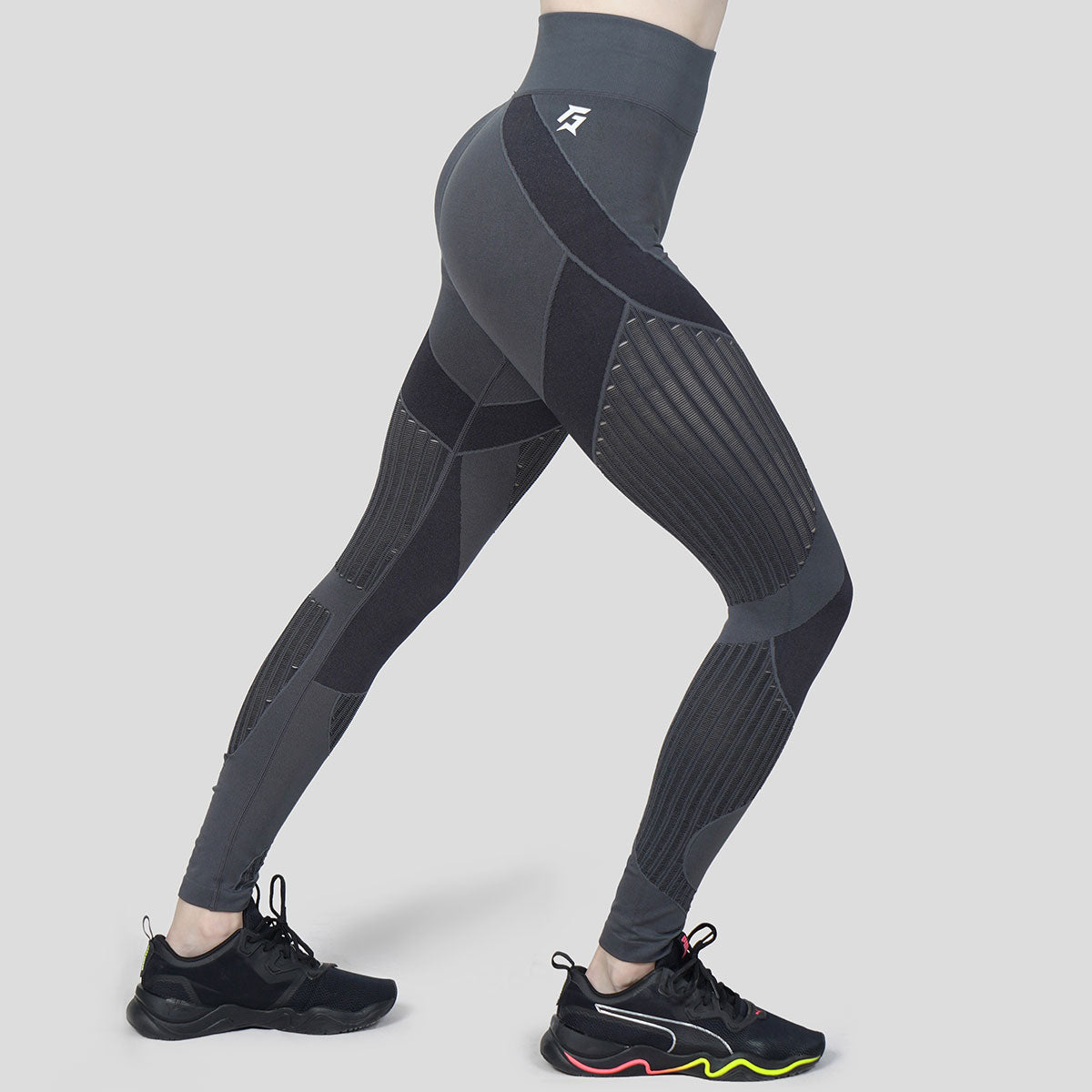 Super Seamless Leggings (Black Shade)
