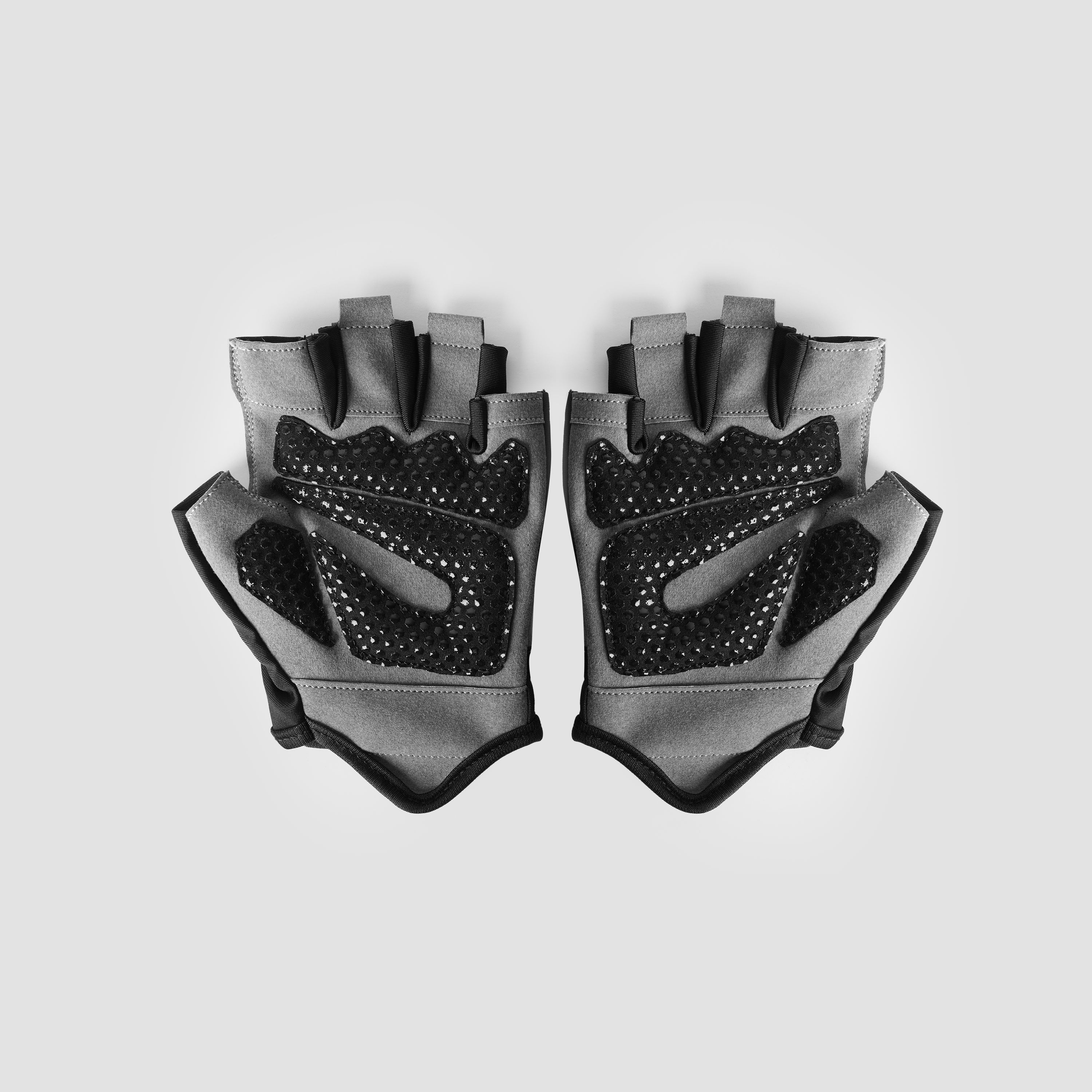 Power Grip Pro Gloves (Black-Grey)