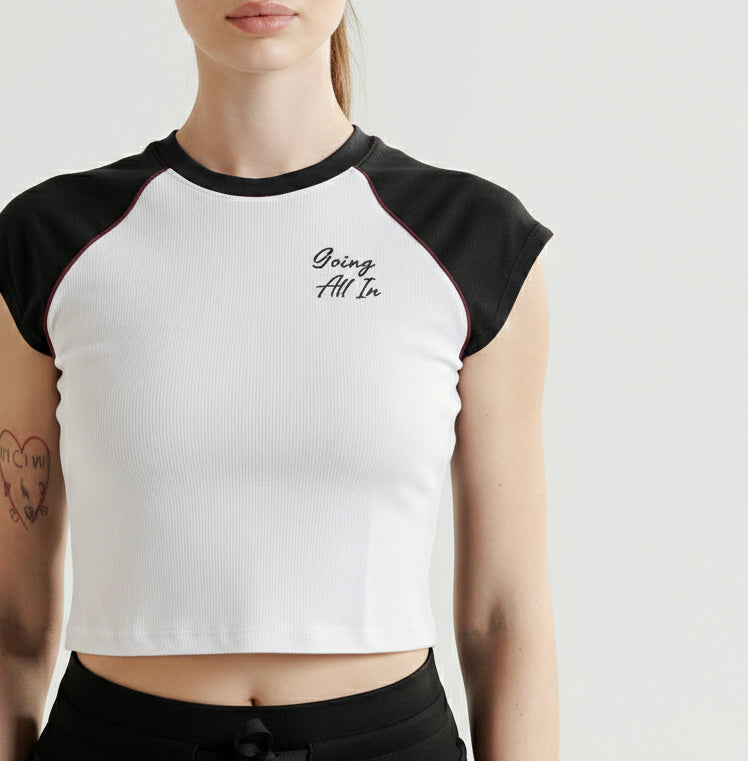 gym wear sportswear side view Gymarmour Pakistan