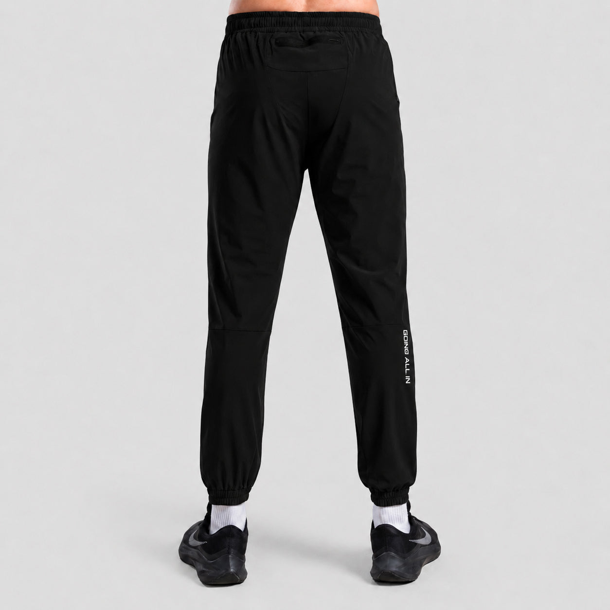 Taper Nova Jogger (Black)