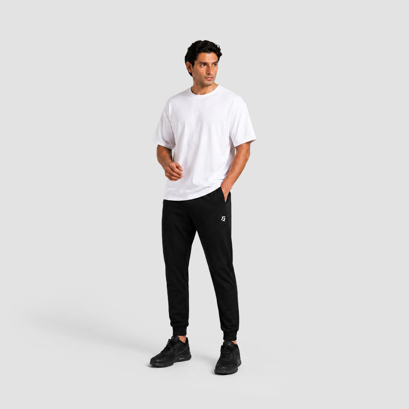 Taper Nova Jogger (Black)