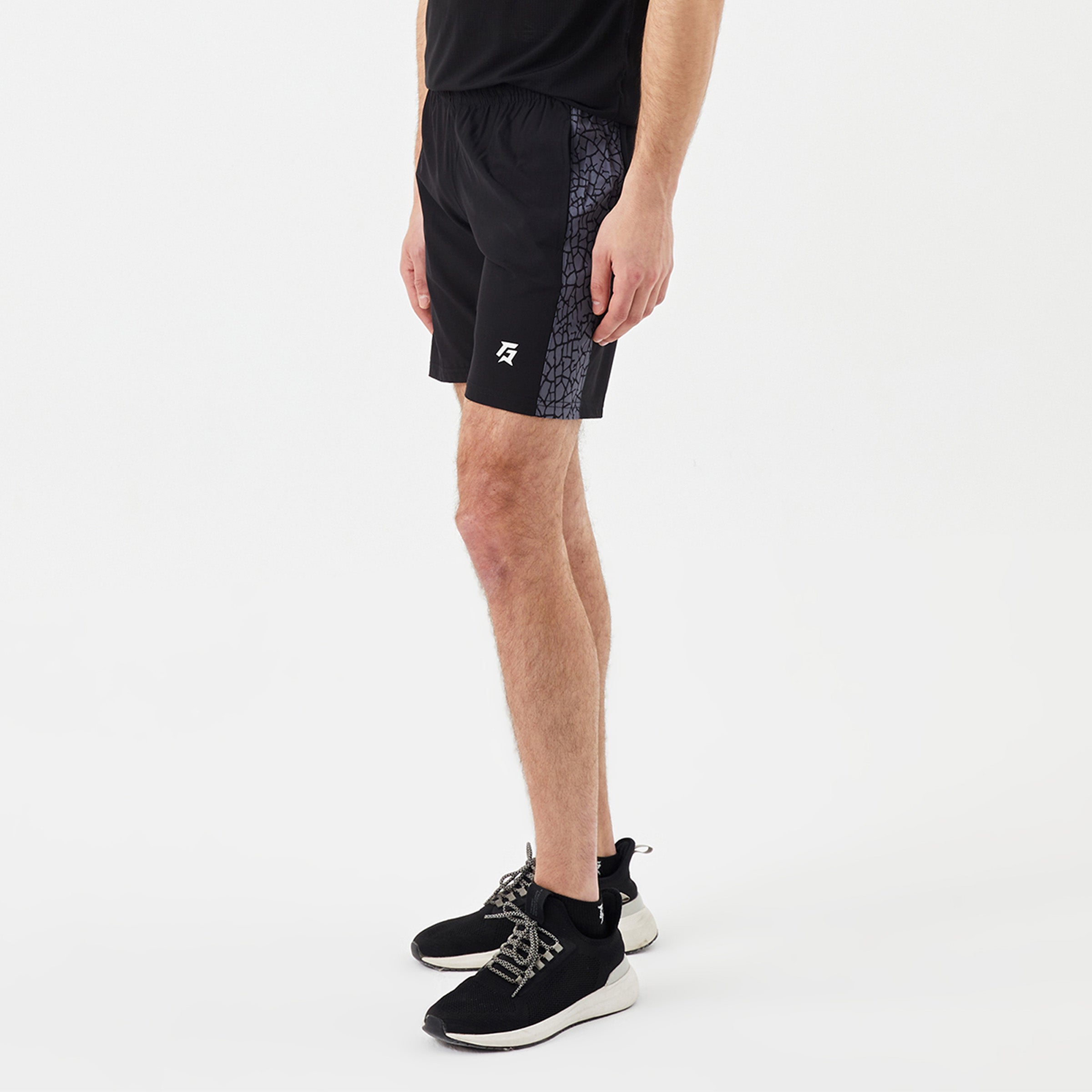 Acute Shorts (Black)