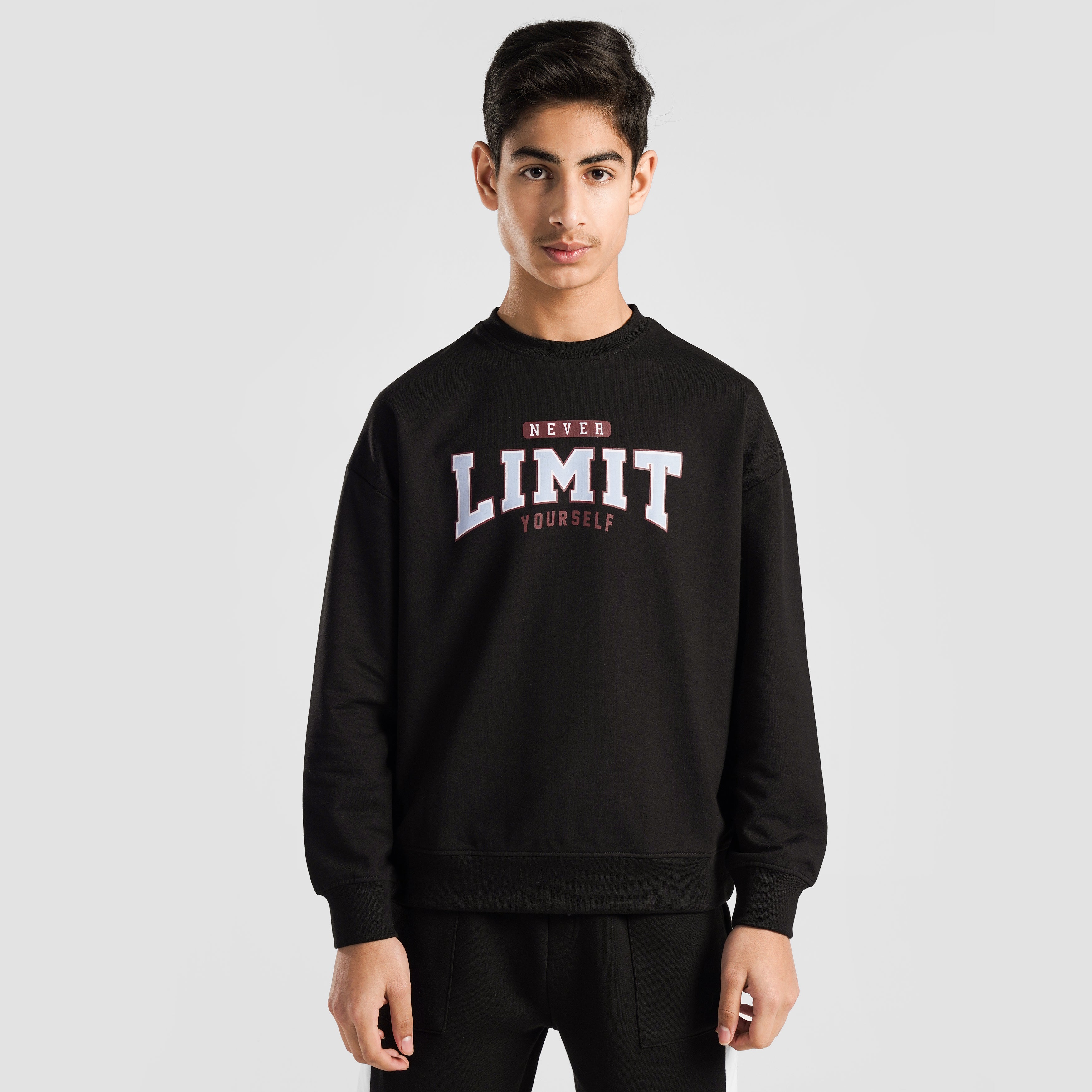 Limitless Fleece SweatShirt (Black)