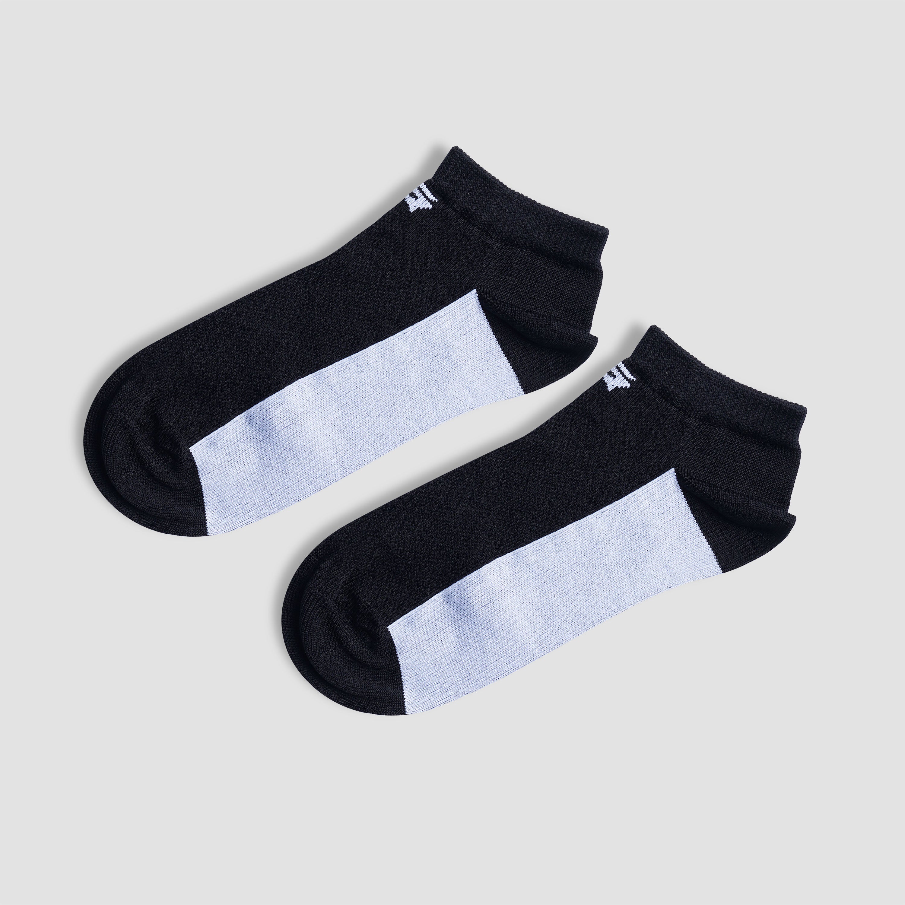 Vital Quarter Socks (Black)