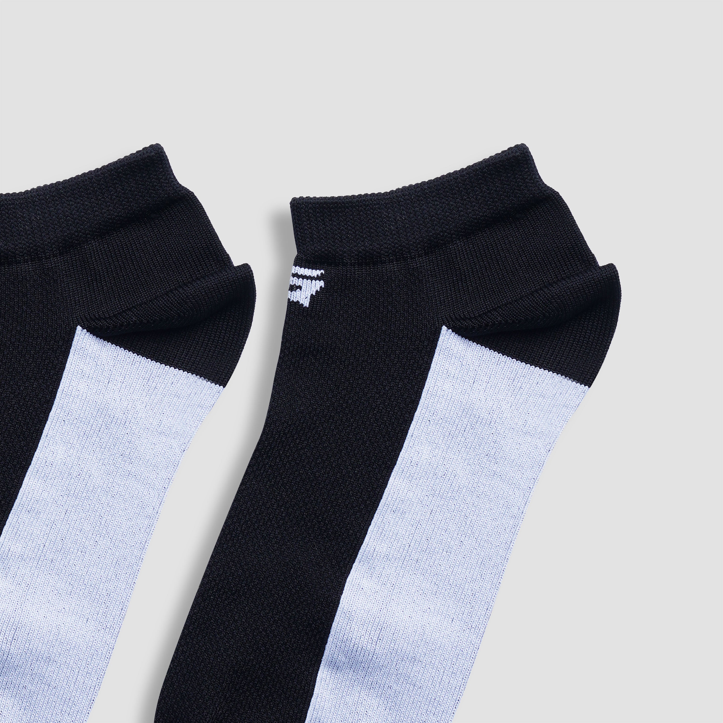 Vital Quarter Socks (Black)