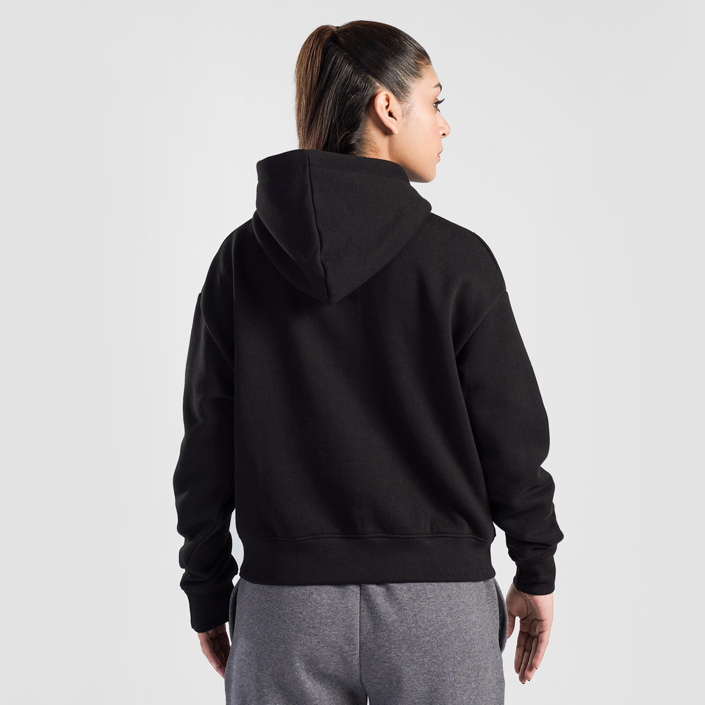 Essential Active Regular Hoodie (Black)