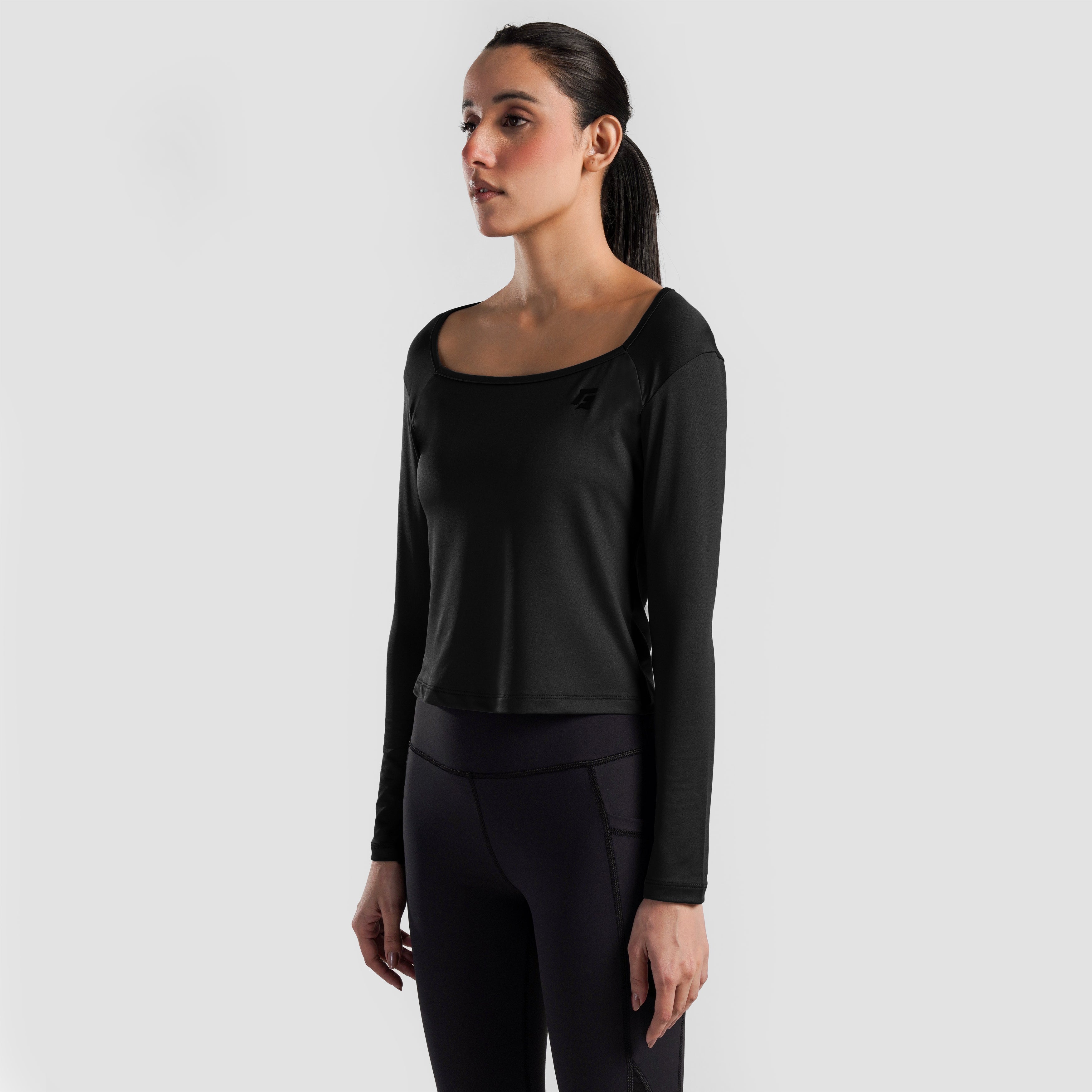 Aerovee Top (Black)