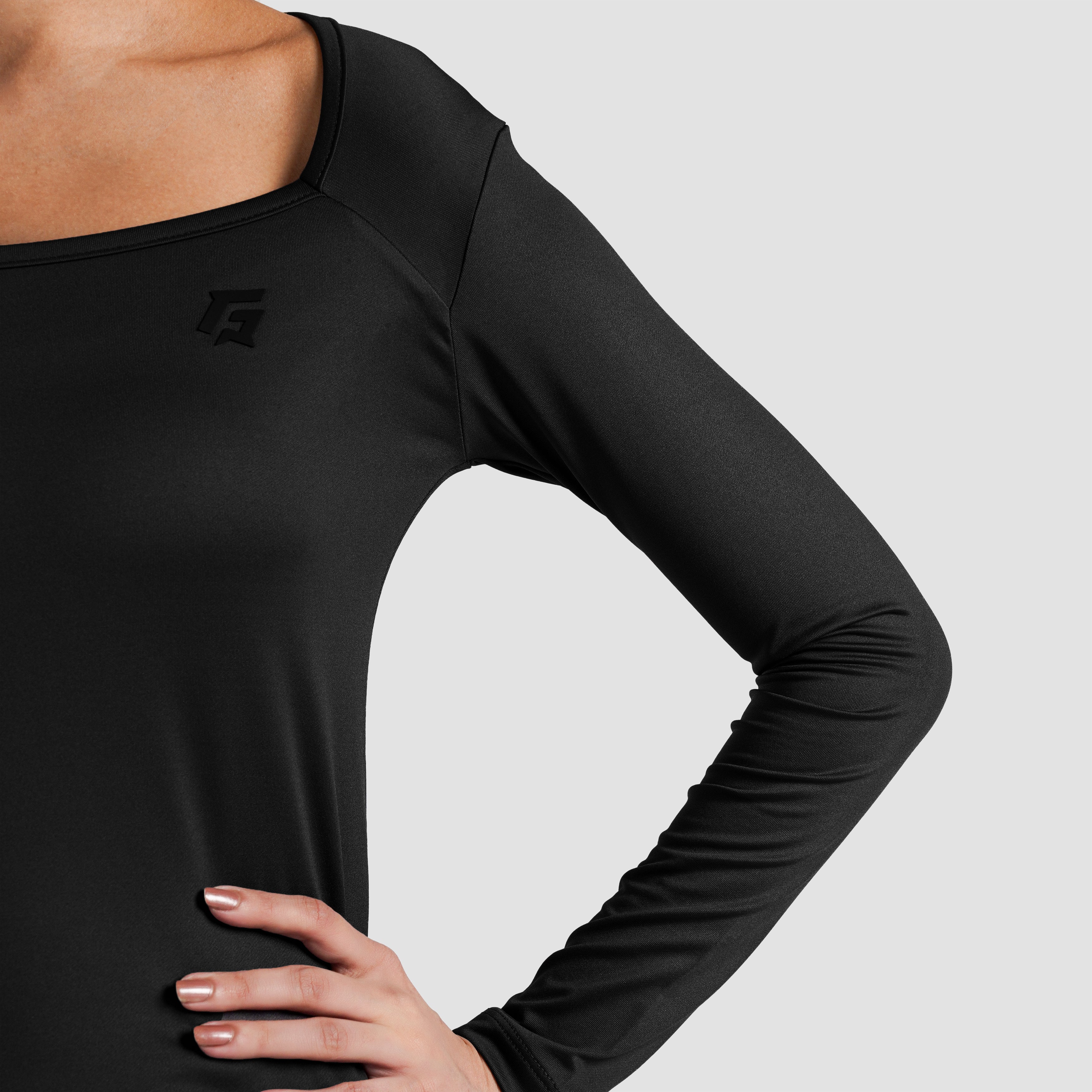 Aerovee Top (Black)