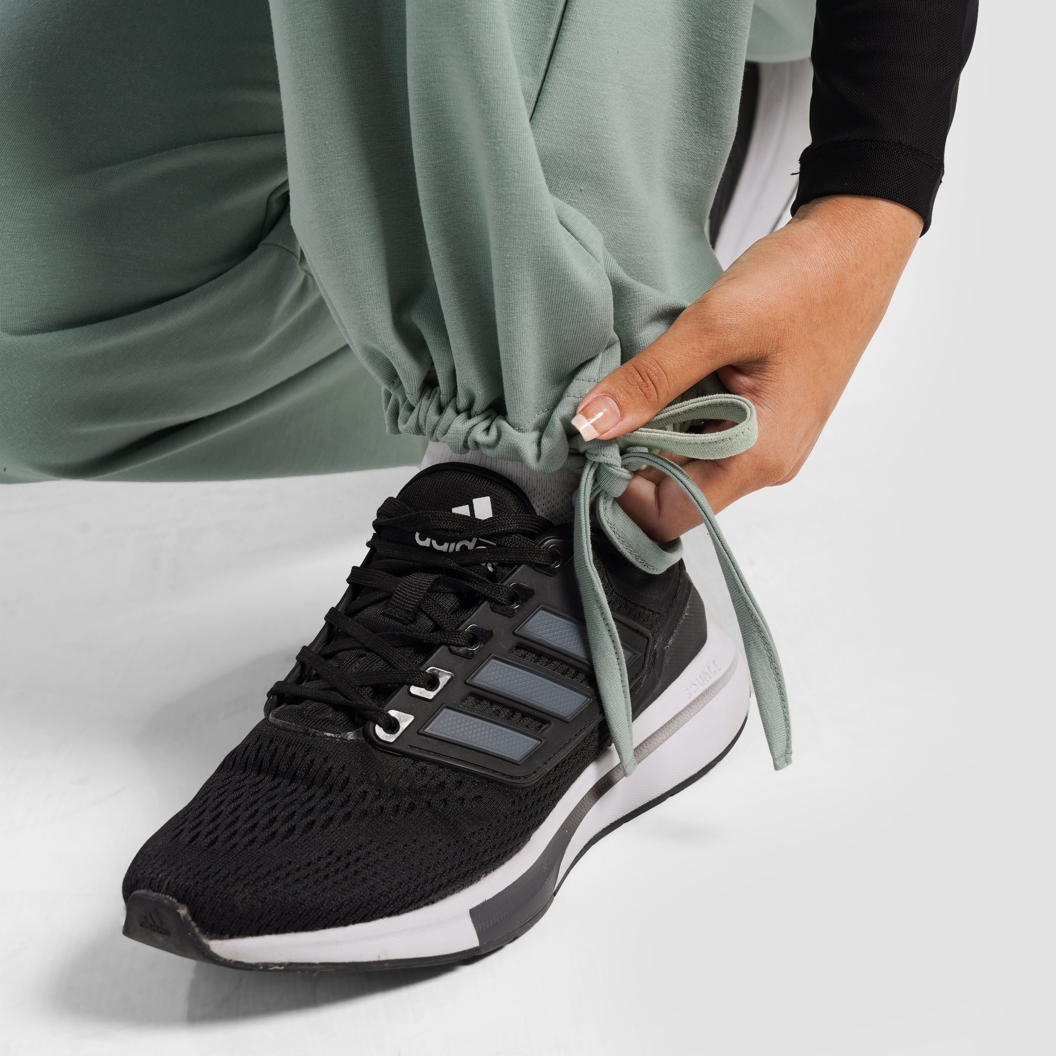 VolumeFit SweatPants (Light Green)