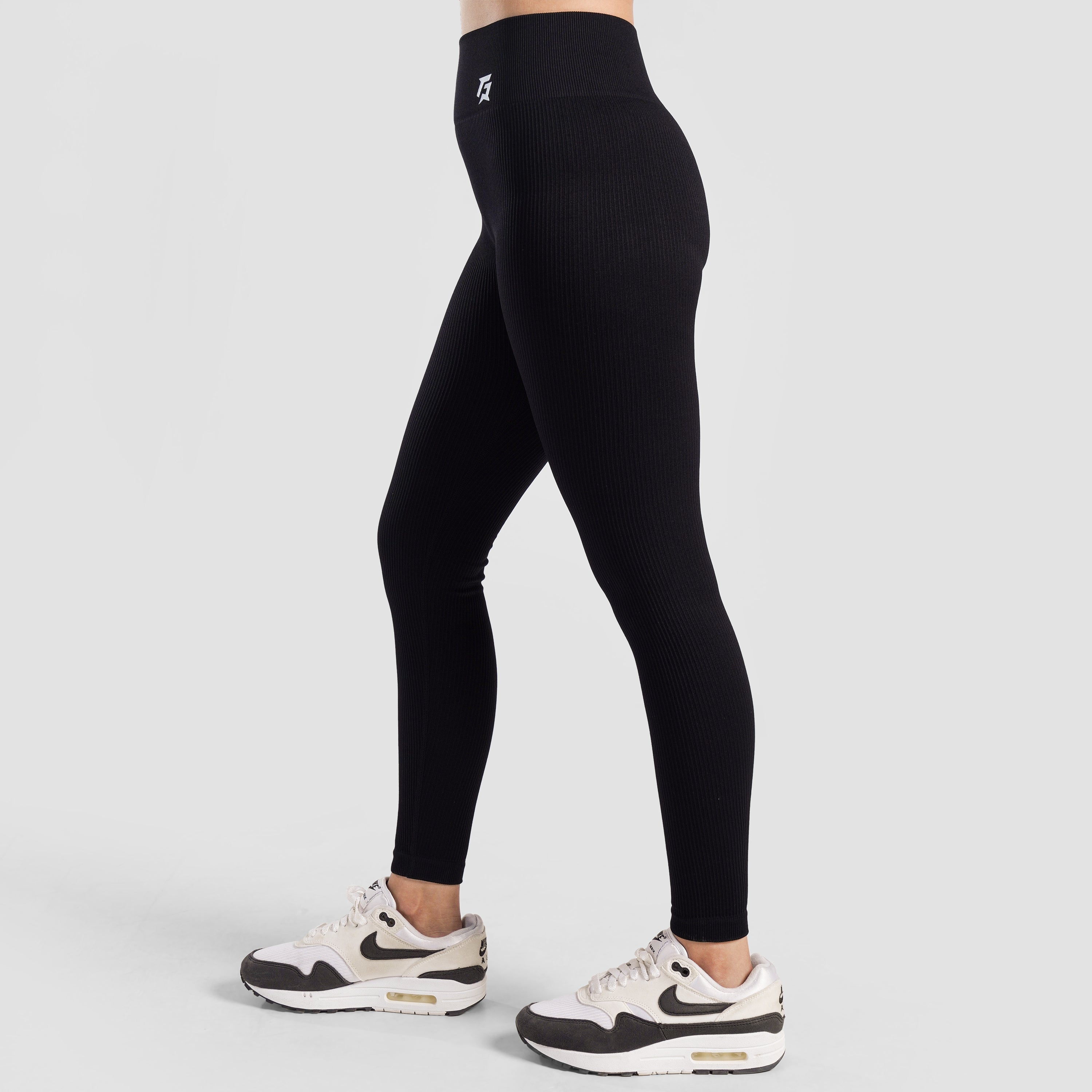 Contoured Seamless Leggings (Black)