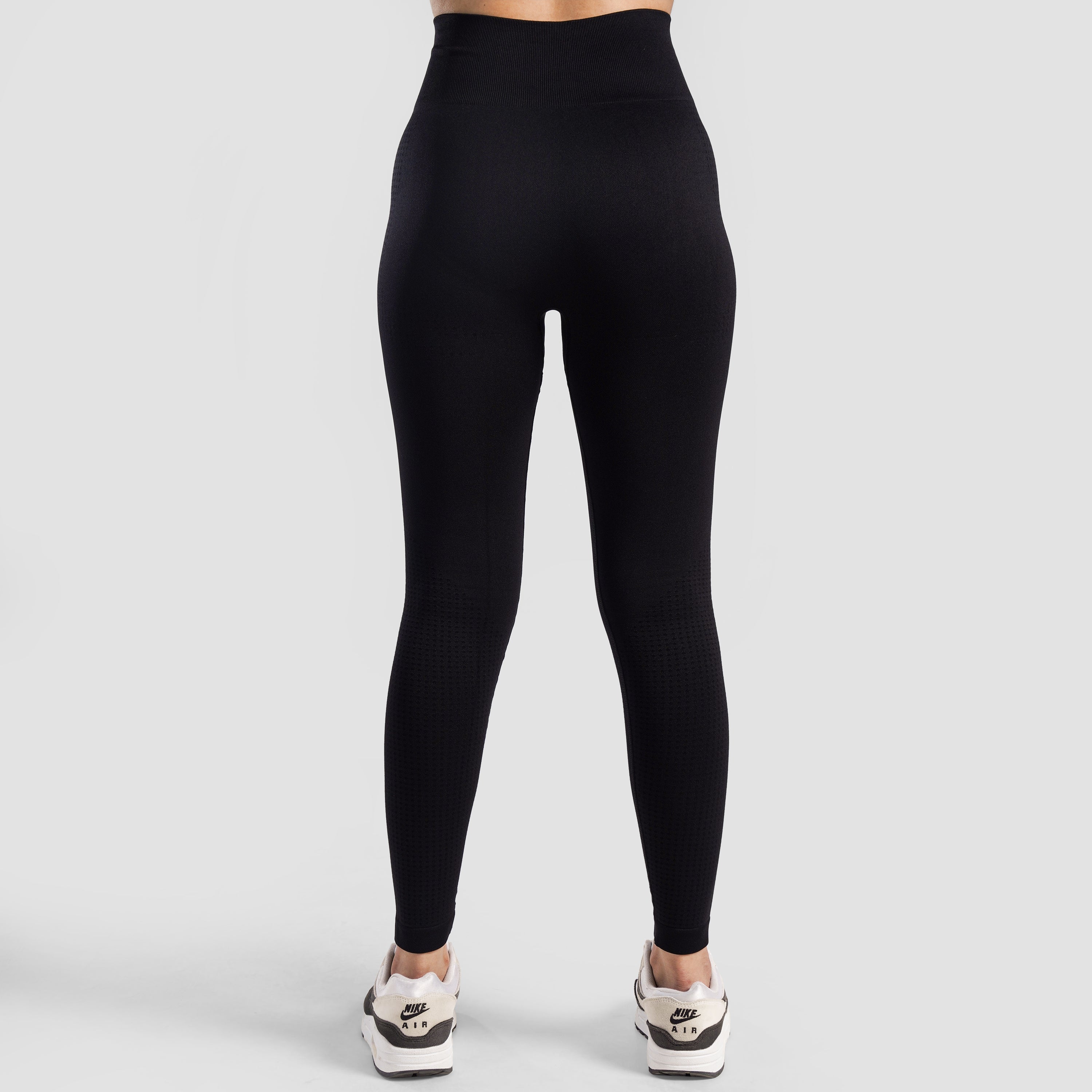 Pace Seamless Leggings (Black)