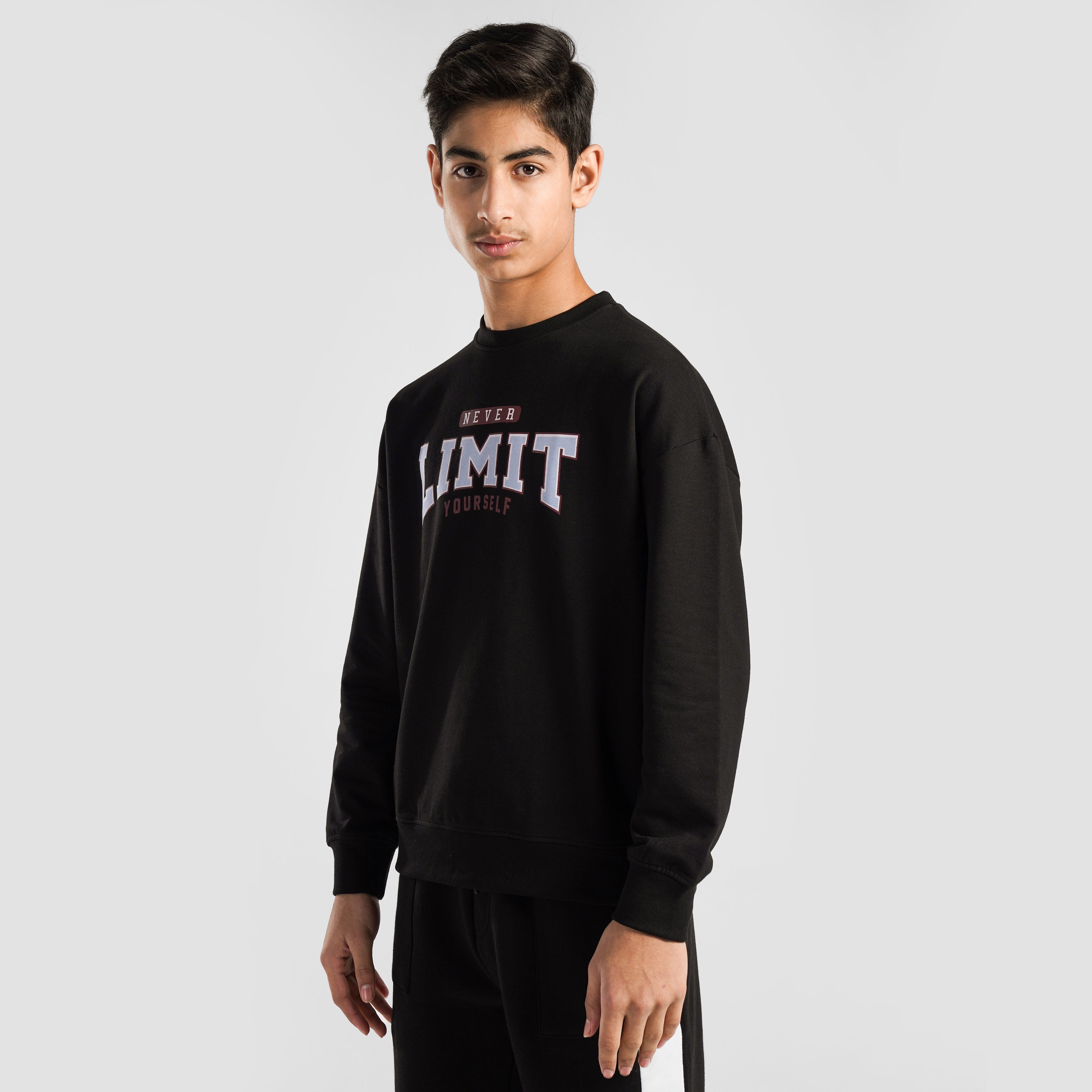 Limitless Fleece SweatShirt (Black)