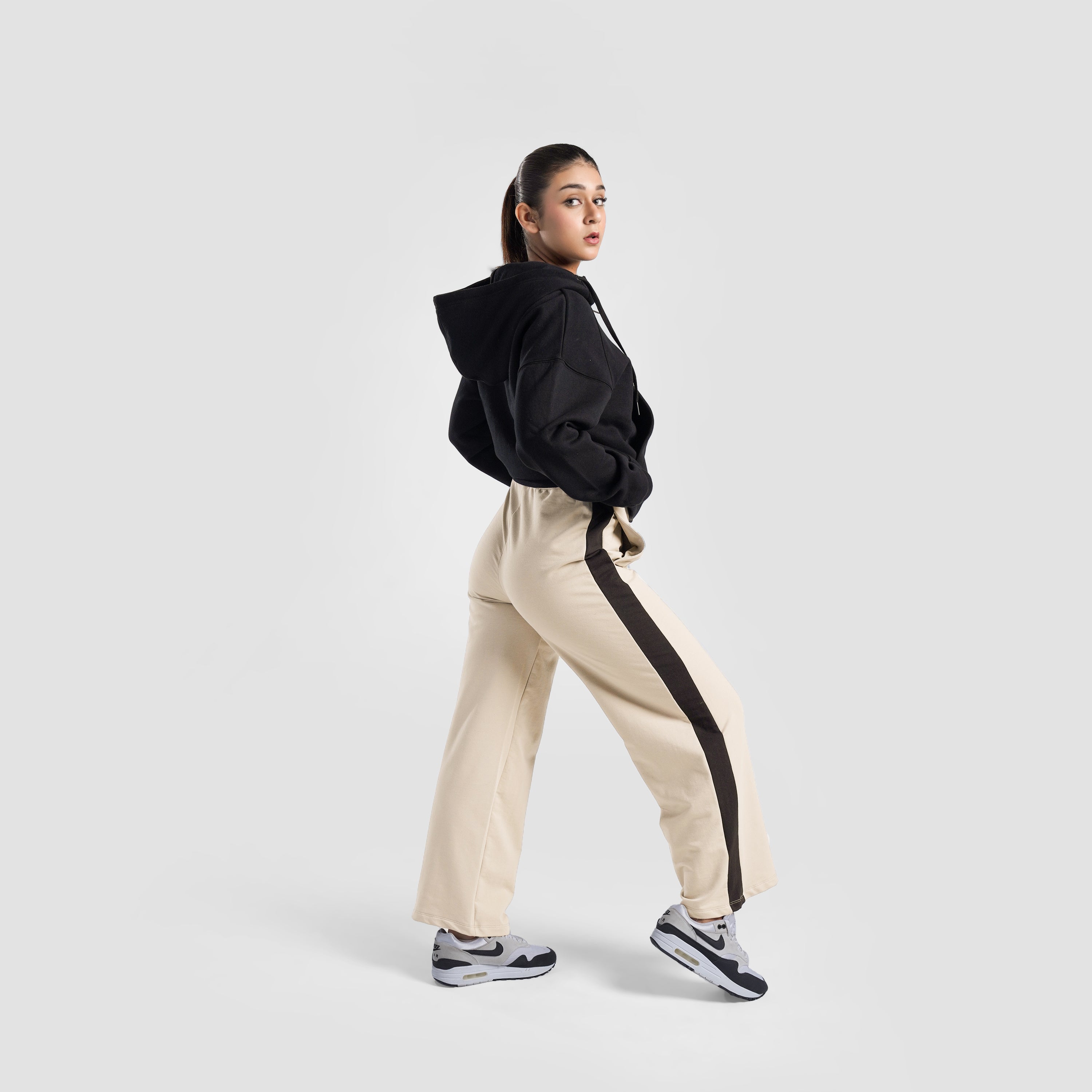 Trail Track Pants (Beige-Black)