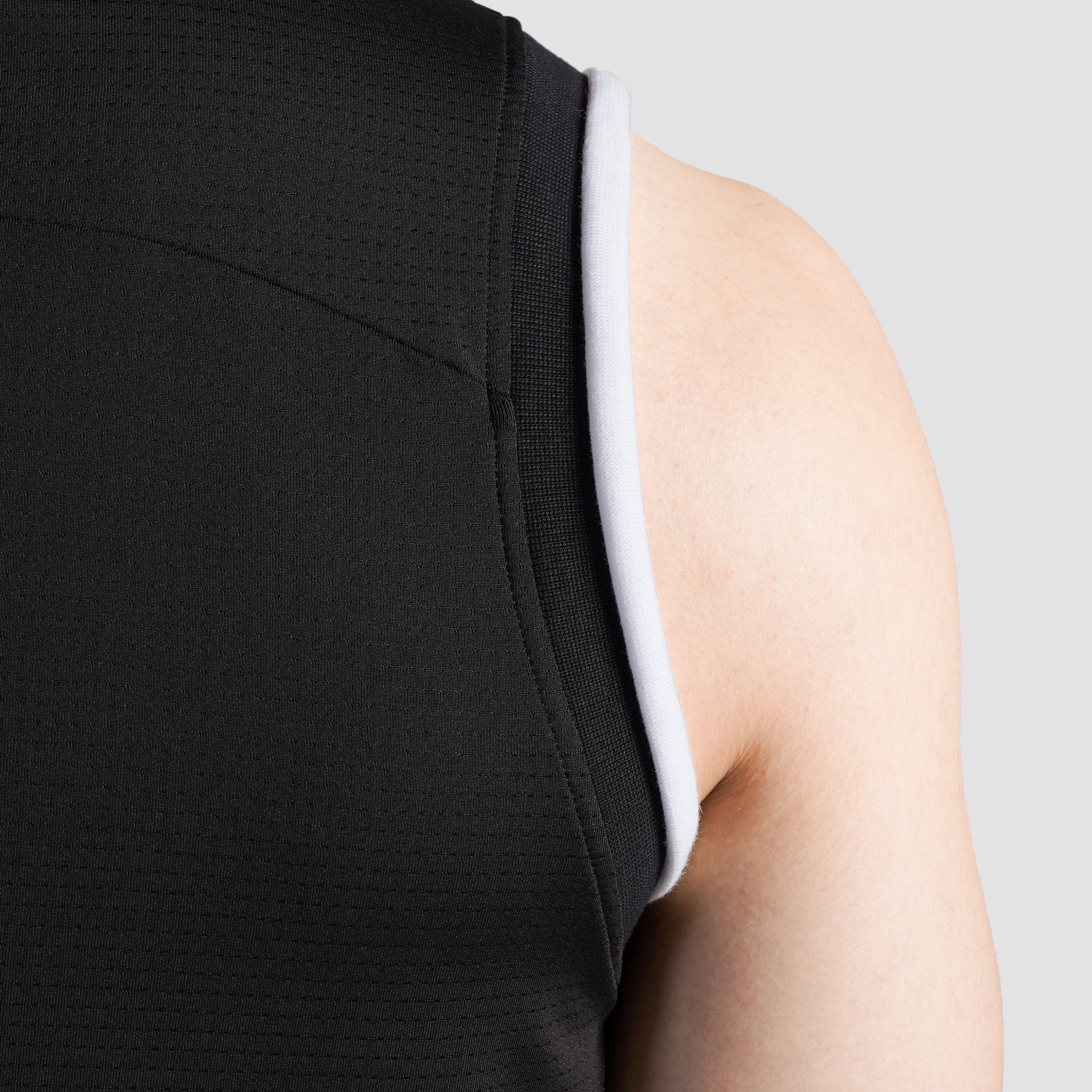 Blitz Vest (Black)