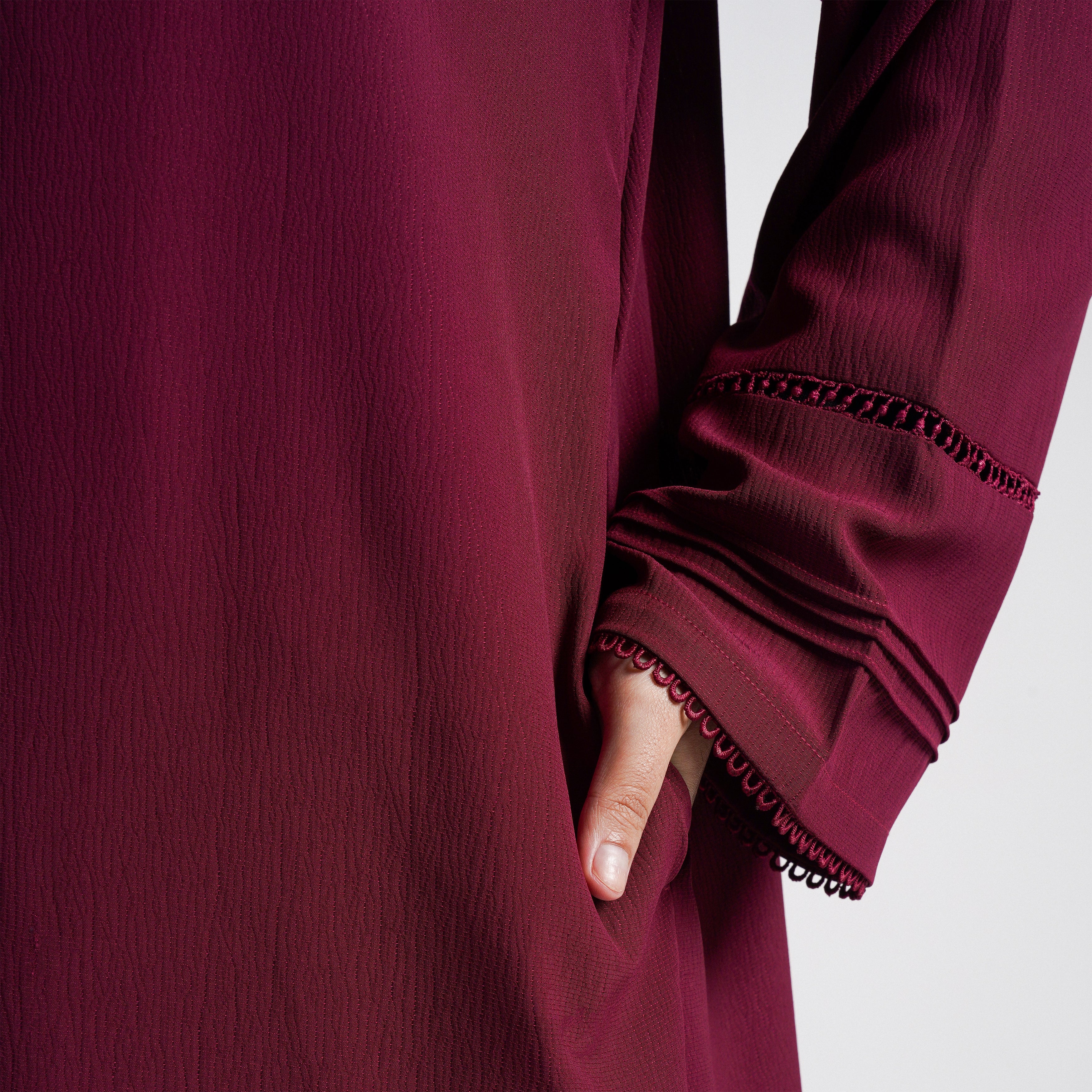 Modeve Modest (Maroon)