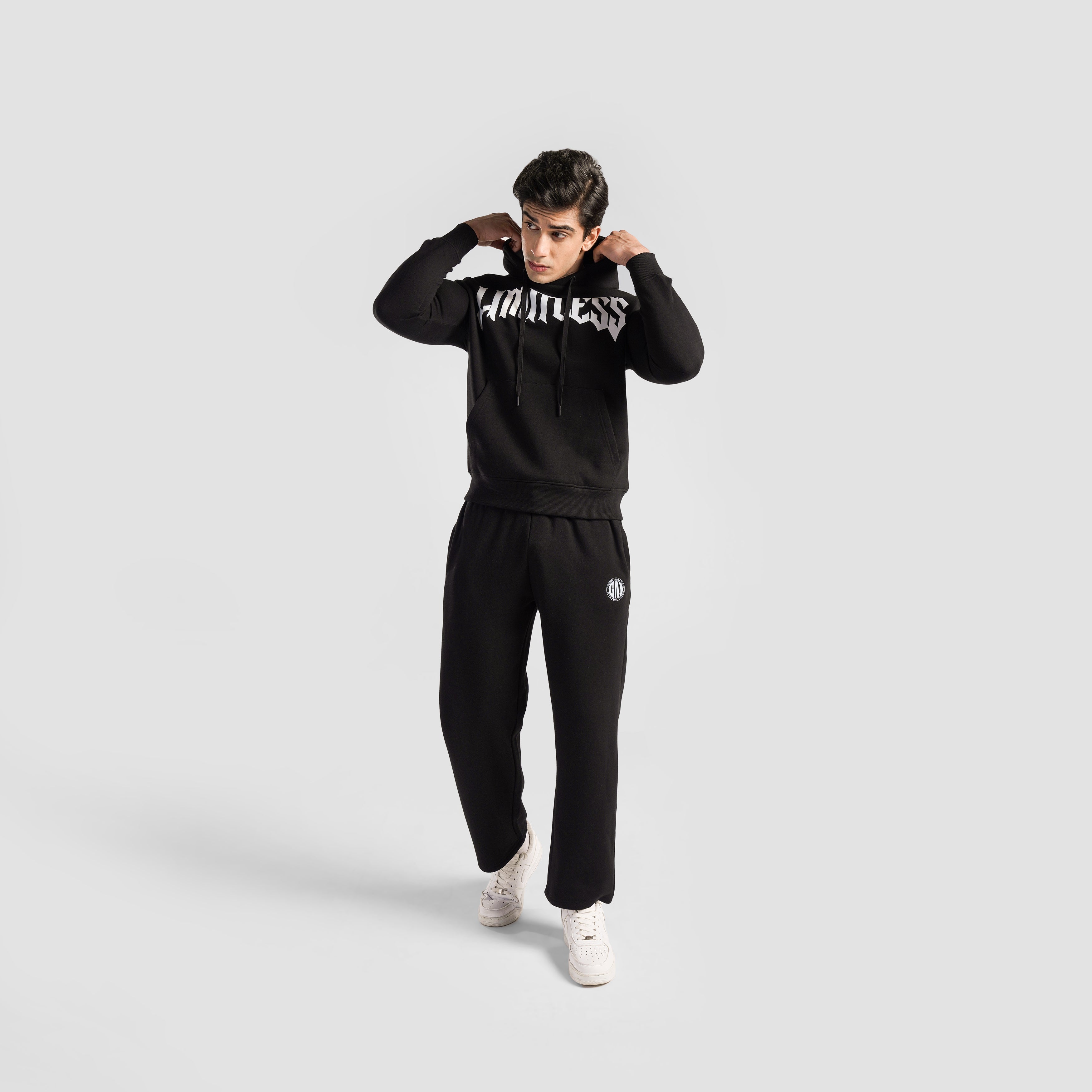 Squad Essential Trousers (Black)