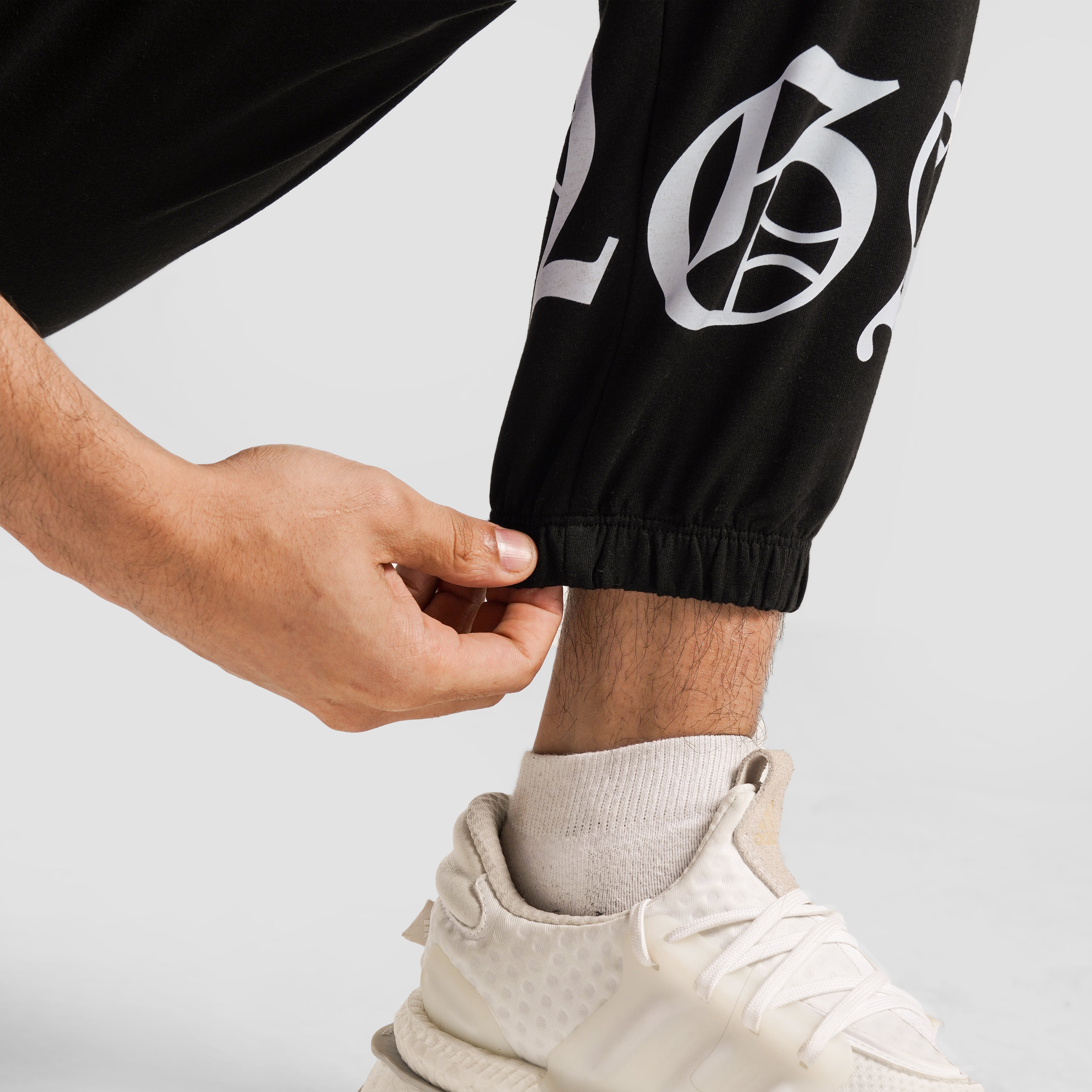 FluxStride Joggers (Black)