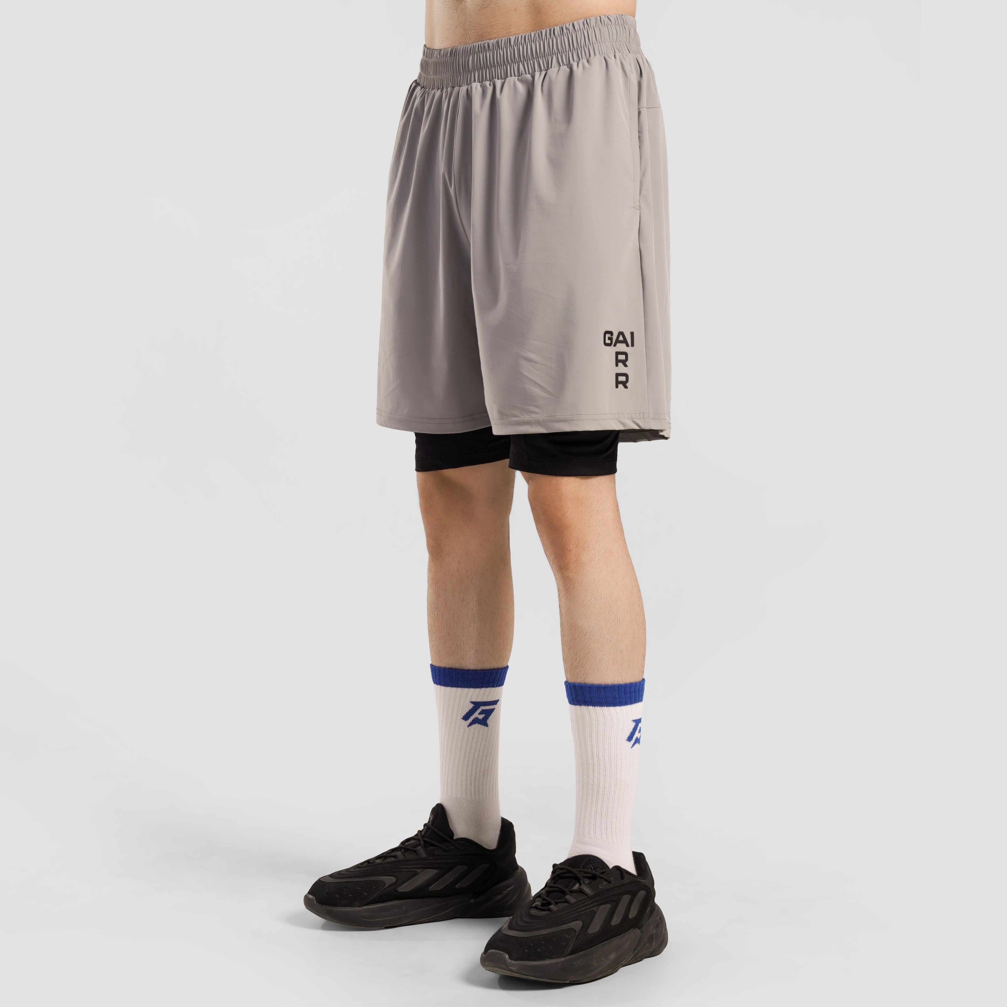 ARR X GAI SHORTS (Light Grey)