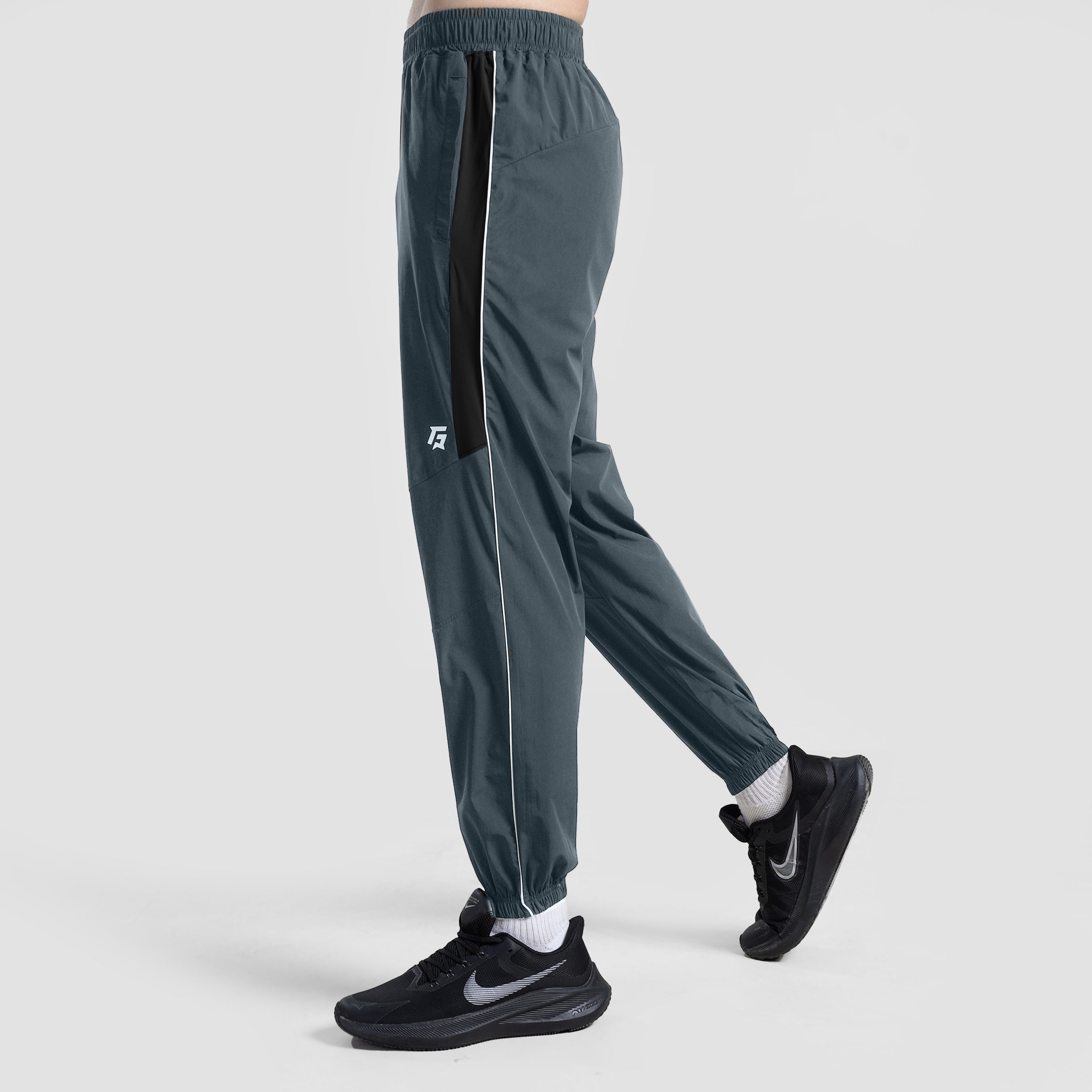 Olympus Trousers (Grey-Black)