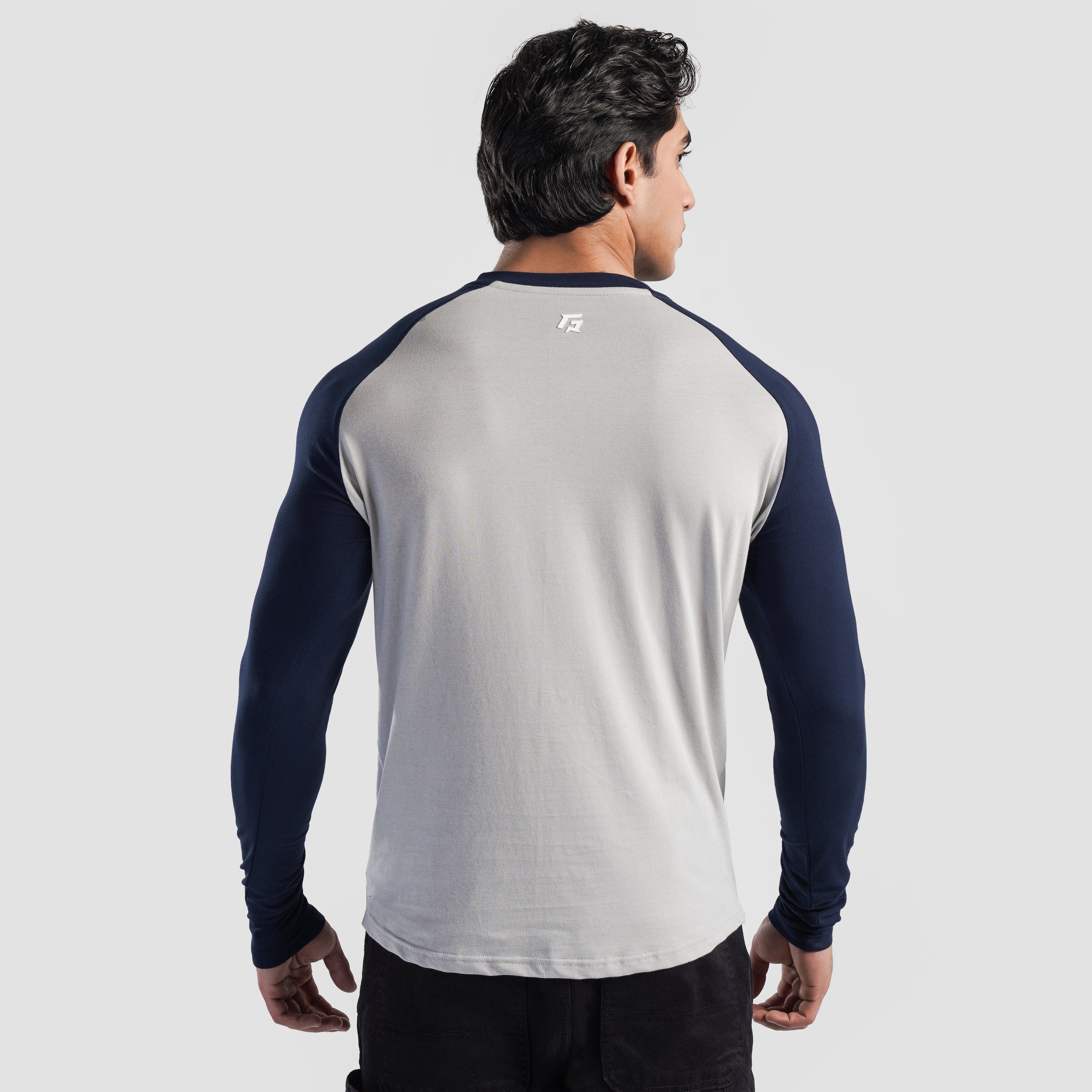 Grey Season Tee (Light Grey-Navy)