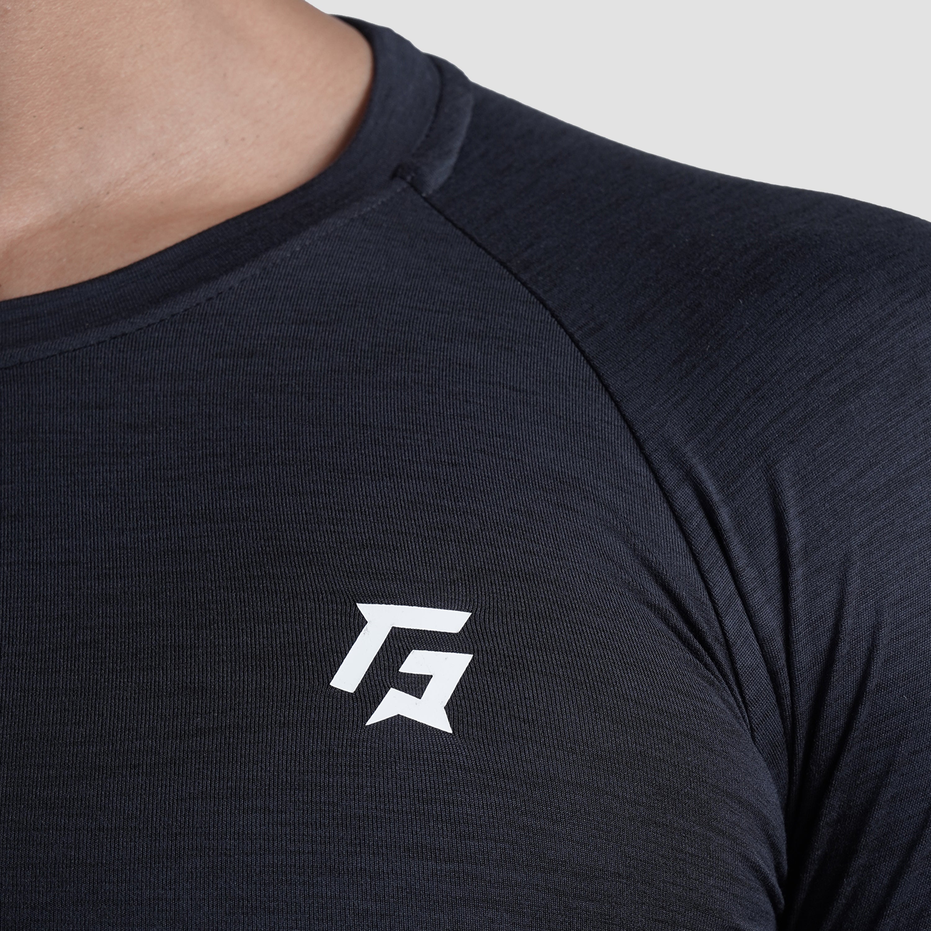 GA Compression Long Sleeves 2.0 (Charcoal)