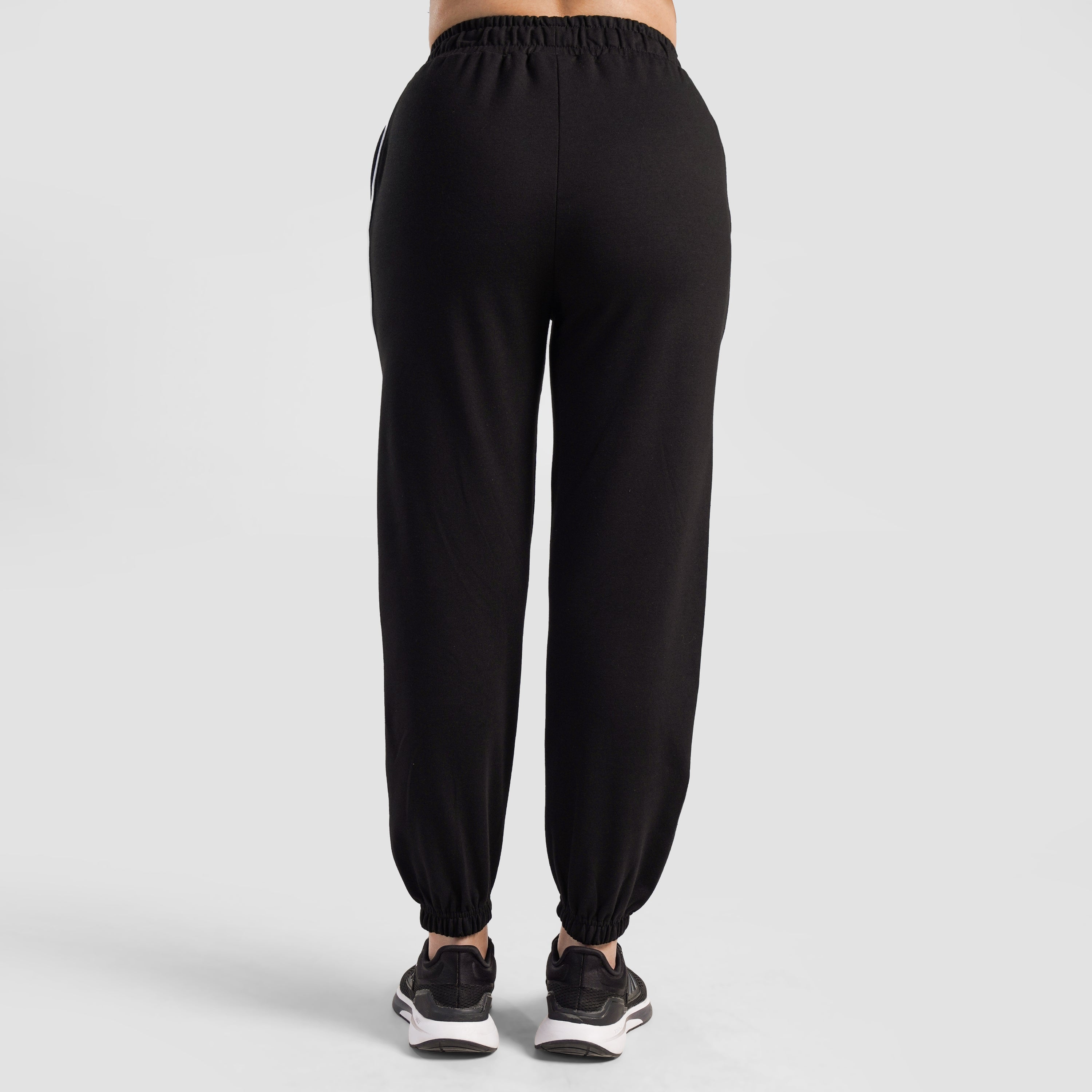 Pulse Pro Joggers (Black)