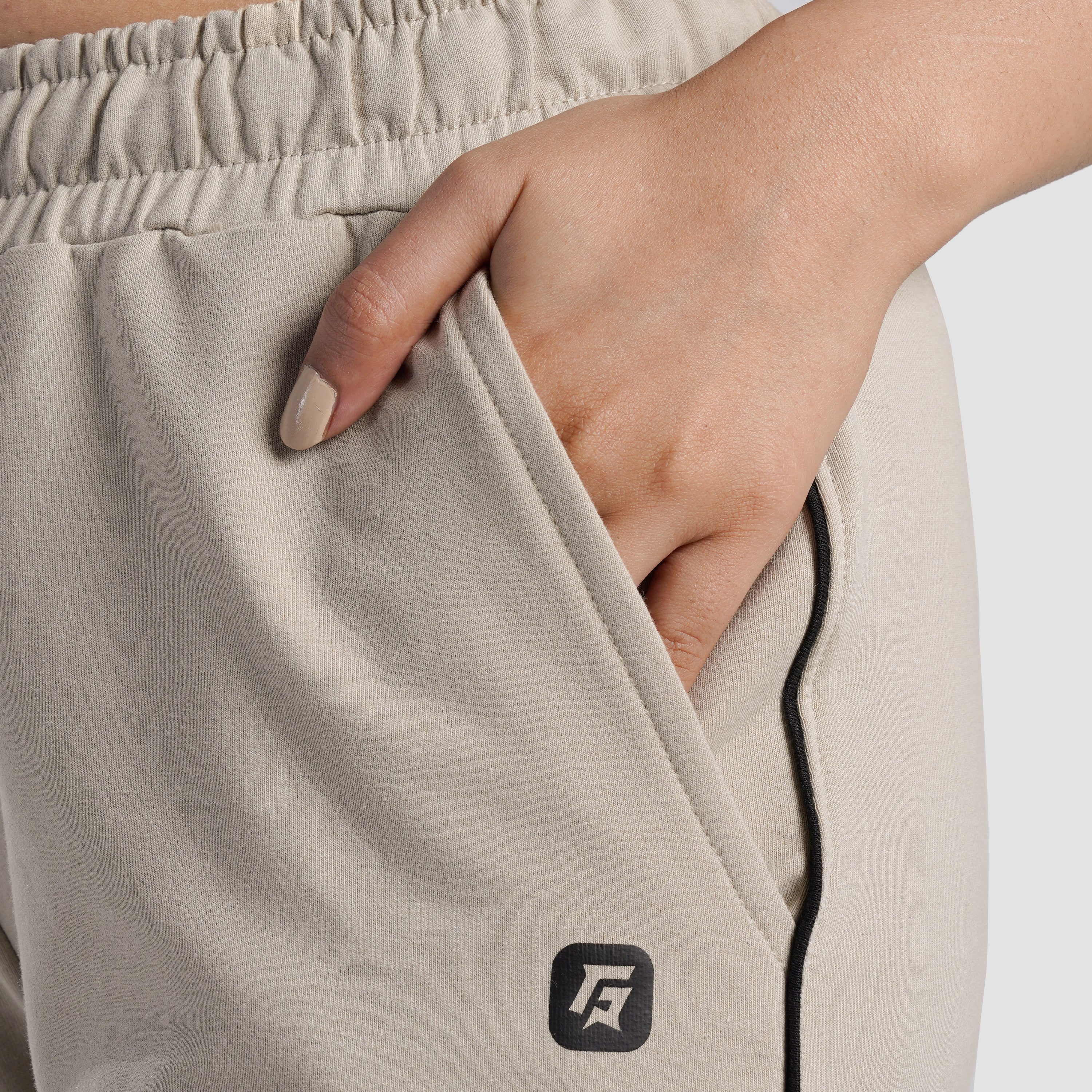 Pulse Pro Joggers (Beige)