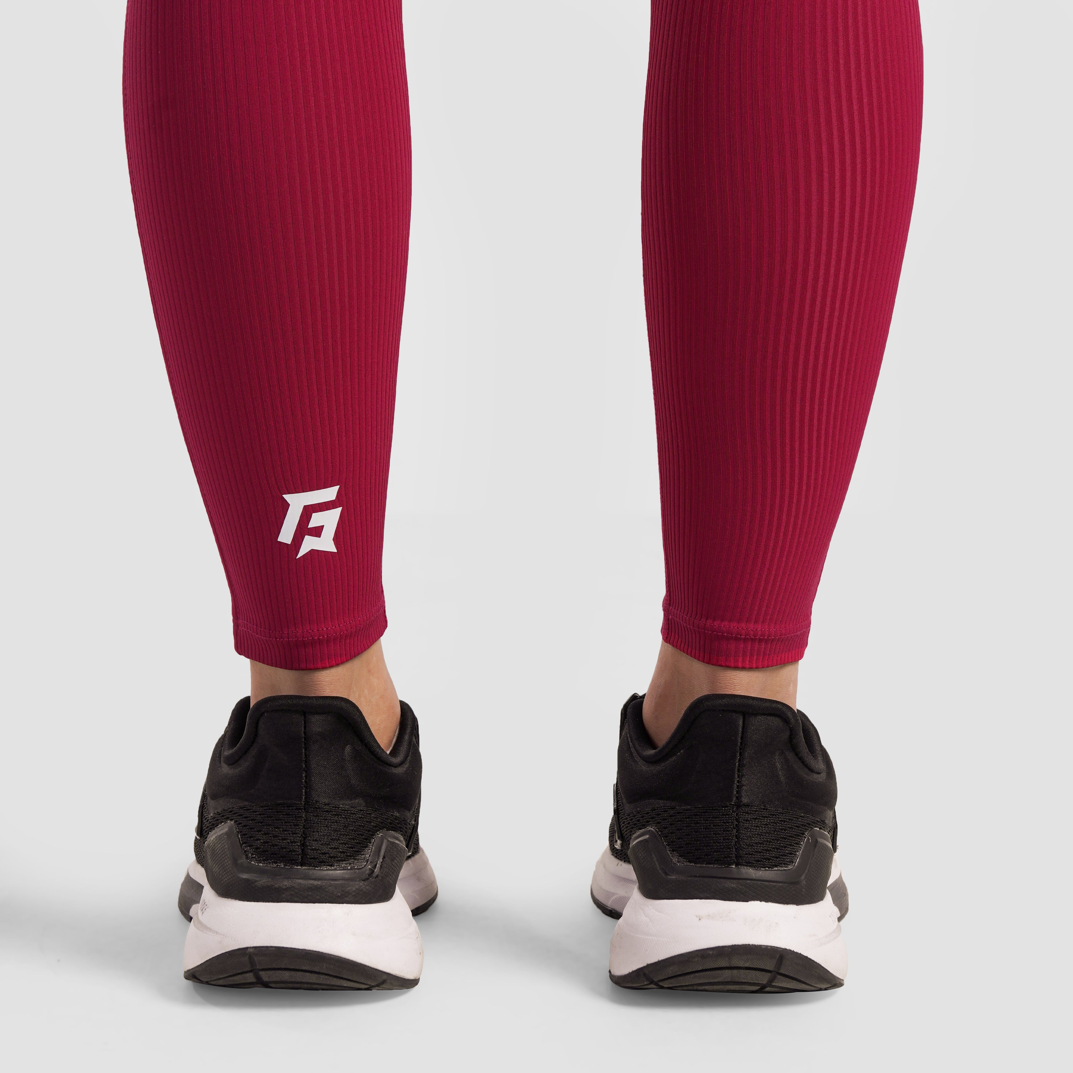 Performance Seamless Leggings (Plum)