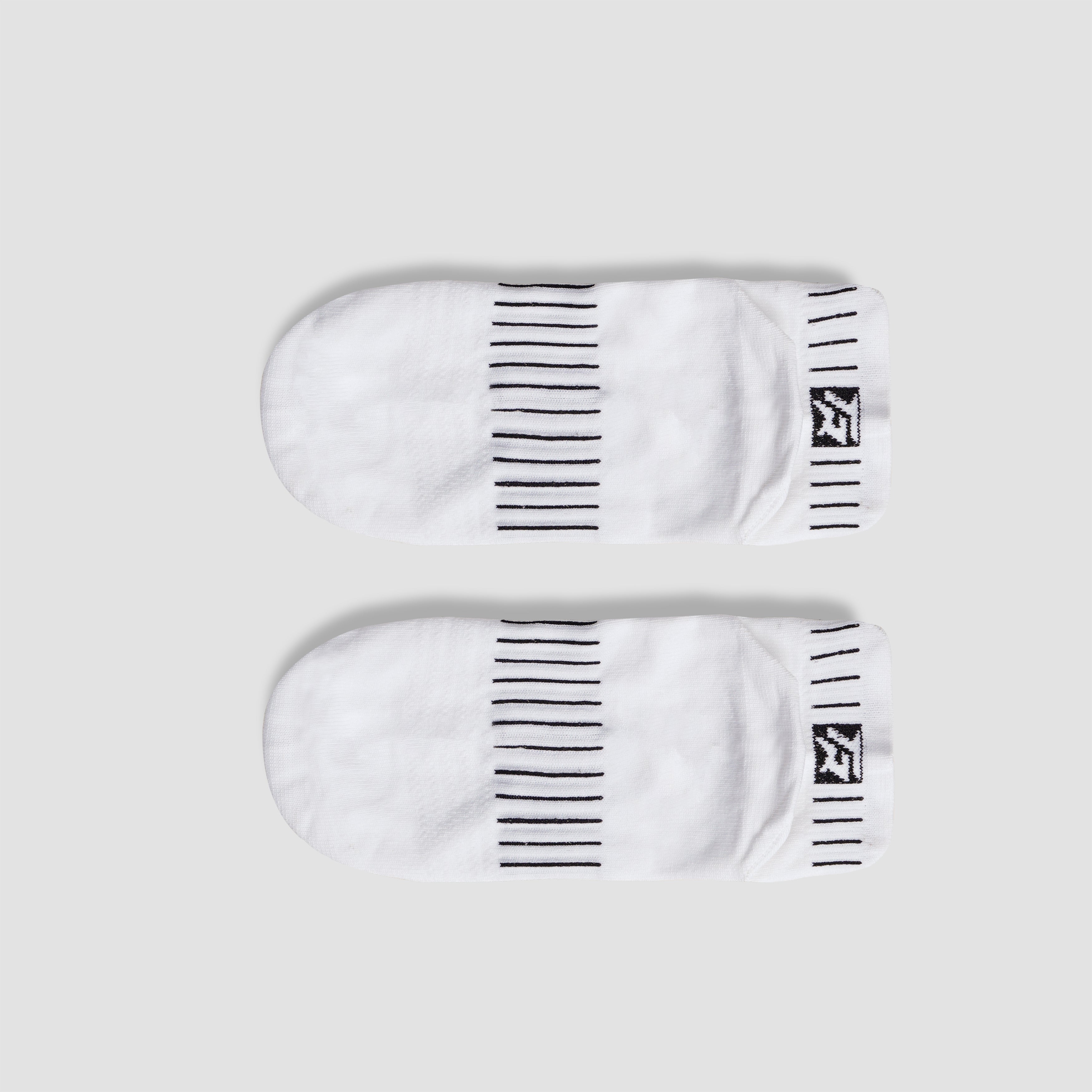 ShieldFlex Quarter Socks (White)