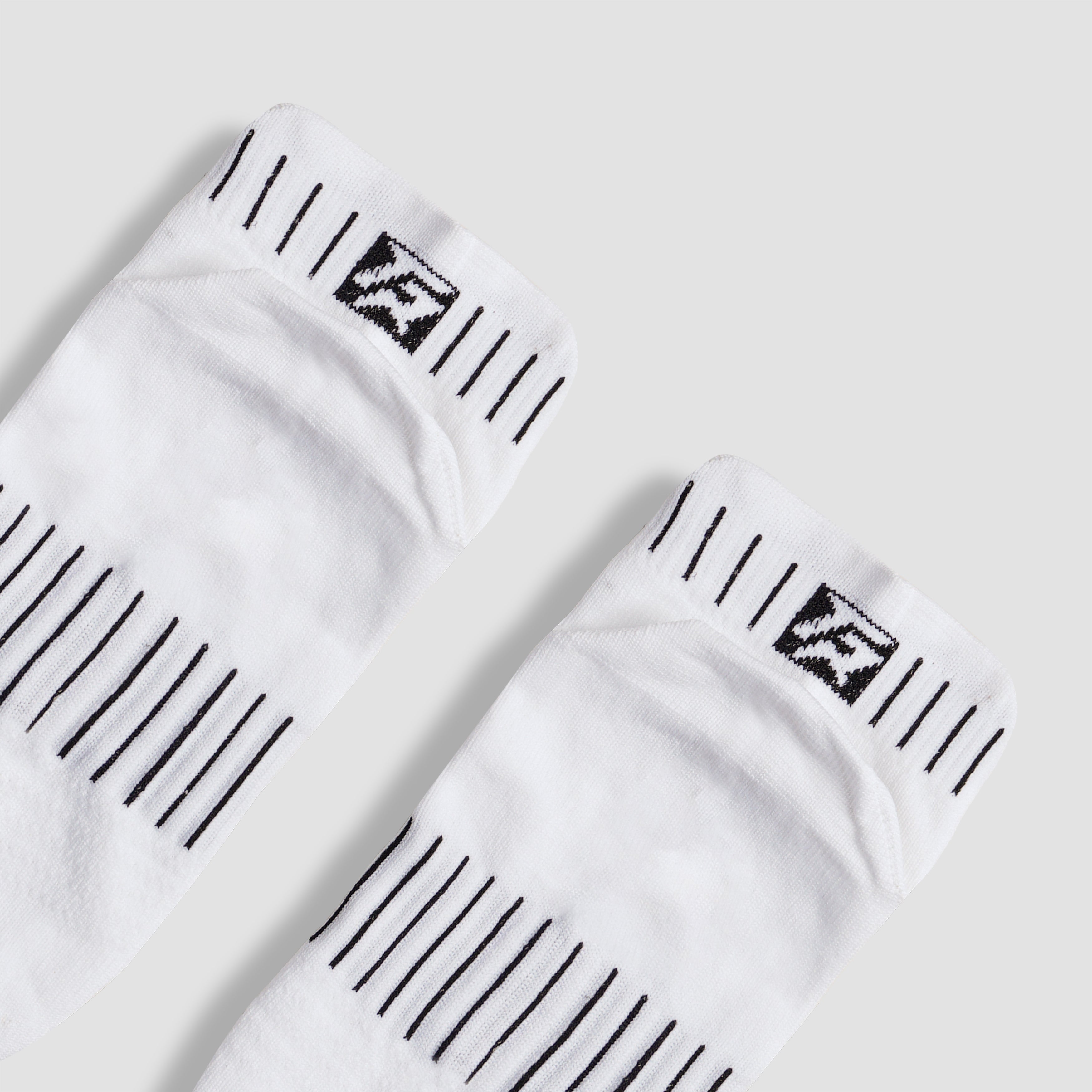 ShieldFlex Quarter Socks (White)