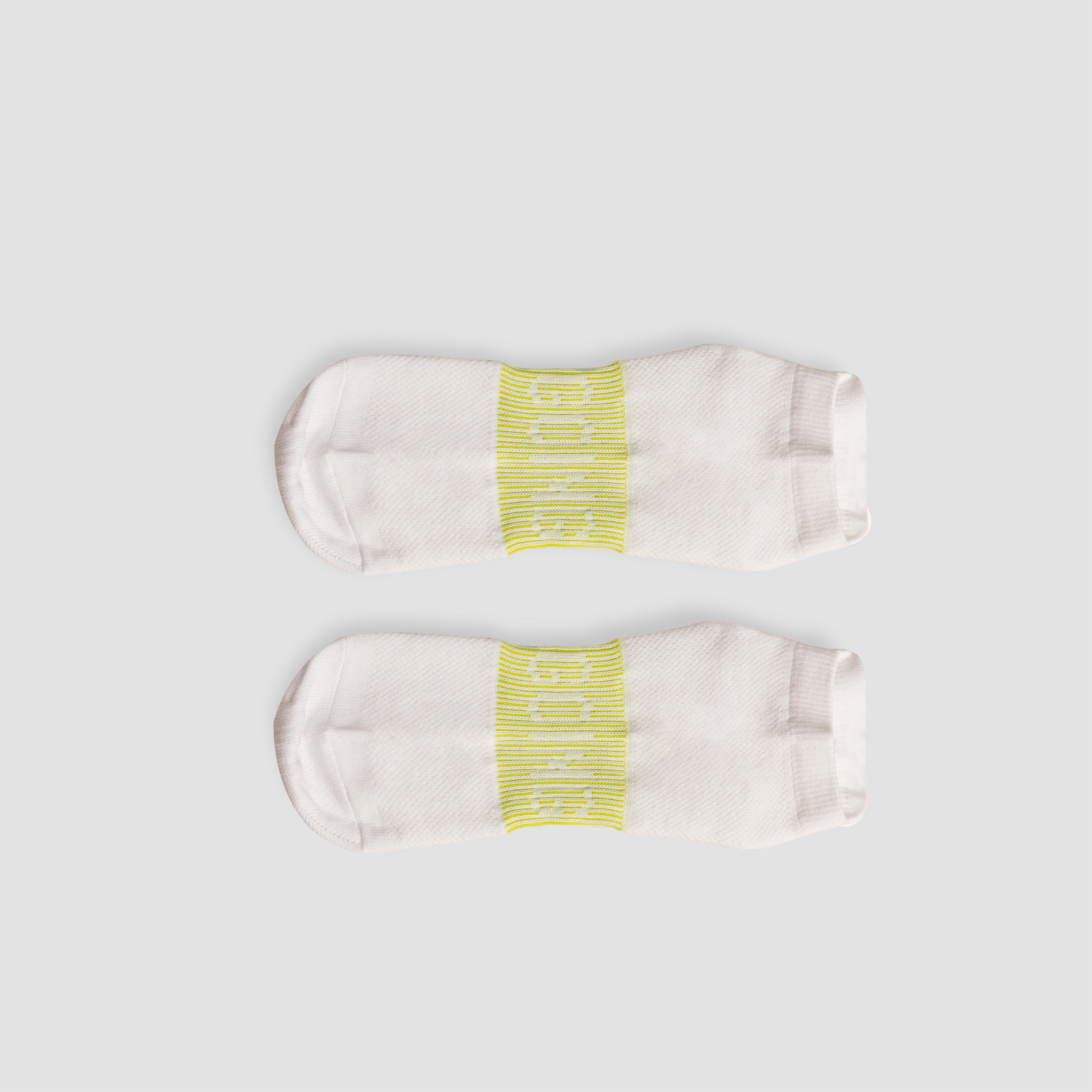 Swift Quarter Socks (White)