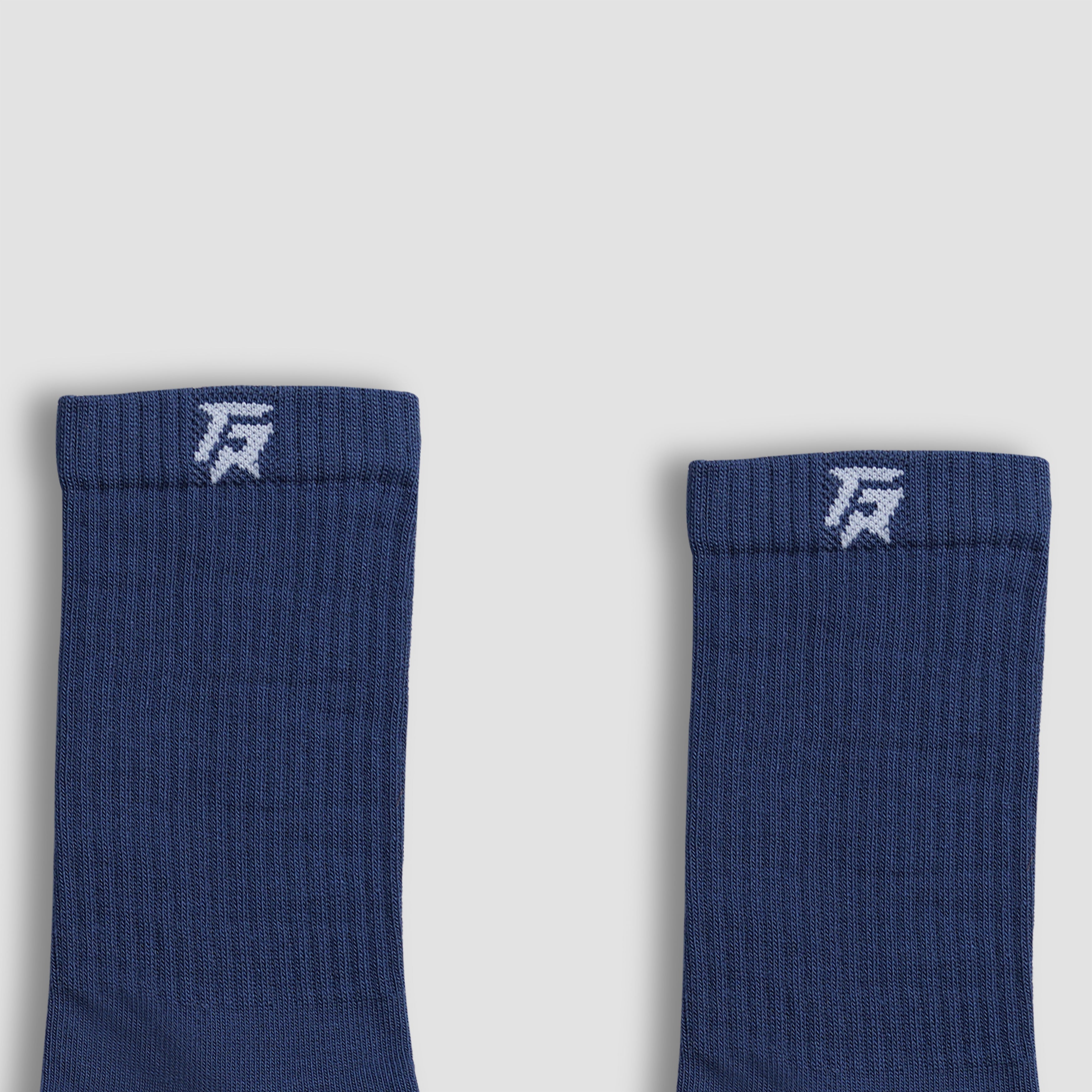 Cloud Hue Crew Socks (Muted Blue)