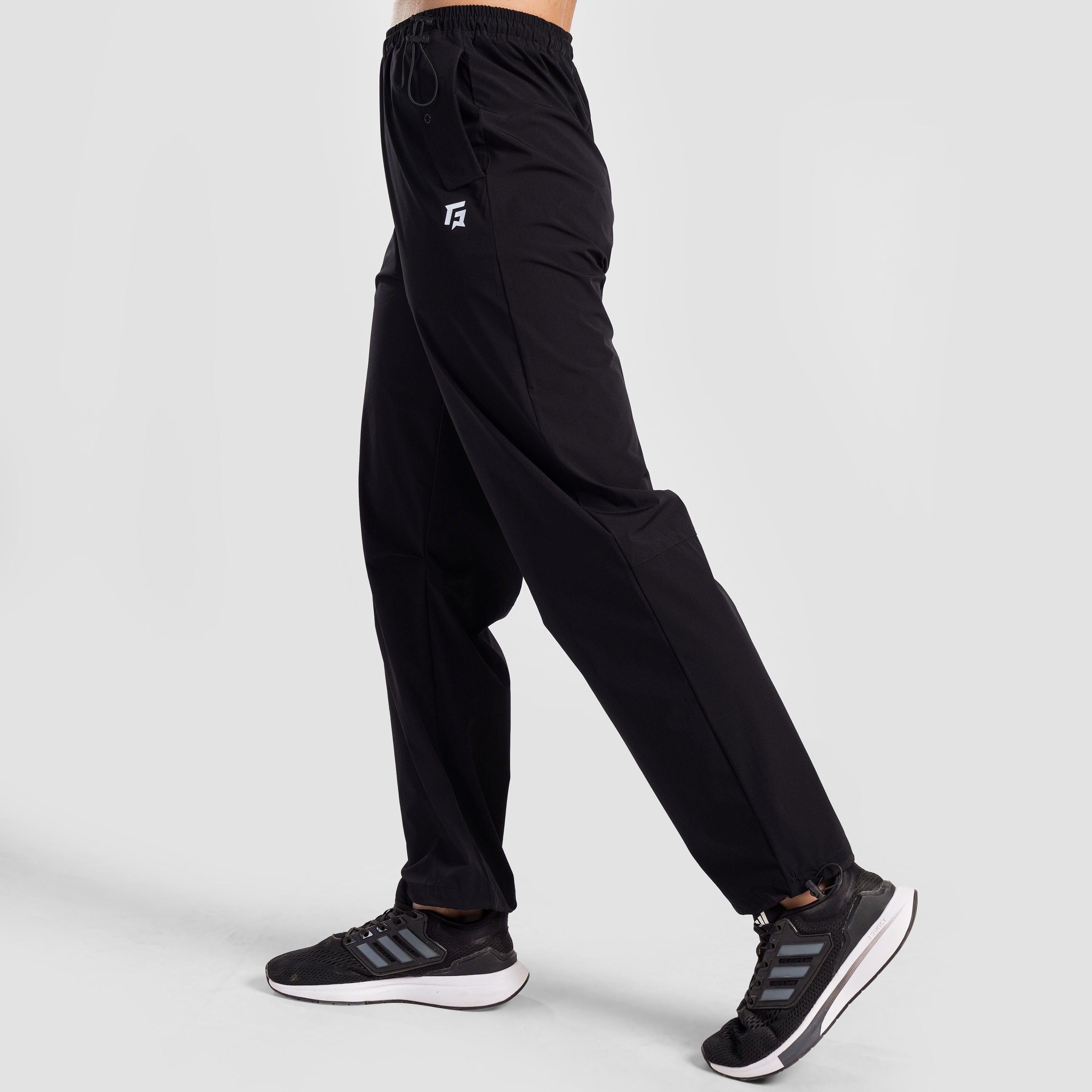 Active Gear Cargo Pants (Black)