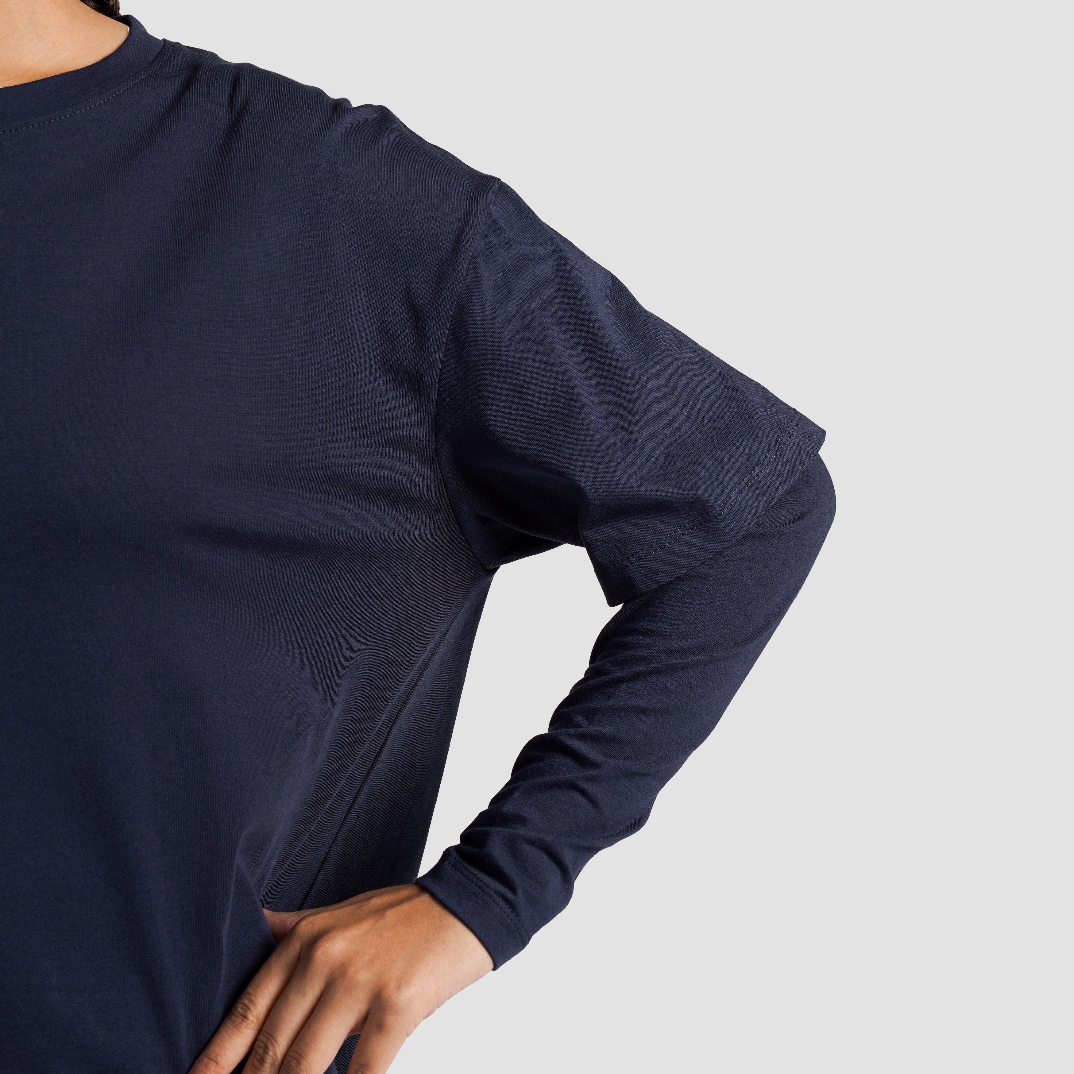 Modest Tee (Navy)