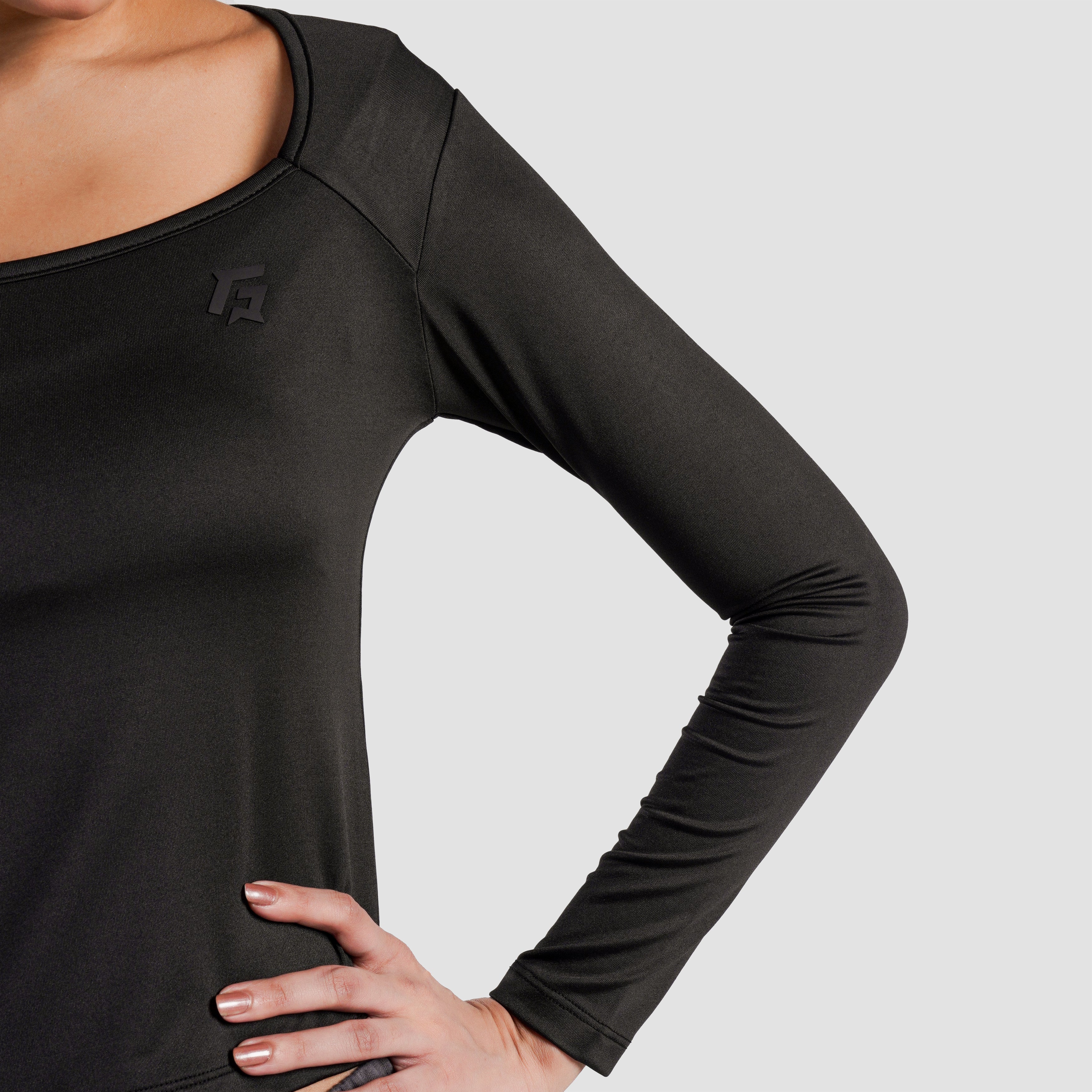 Aerovee Top (Black)
