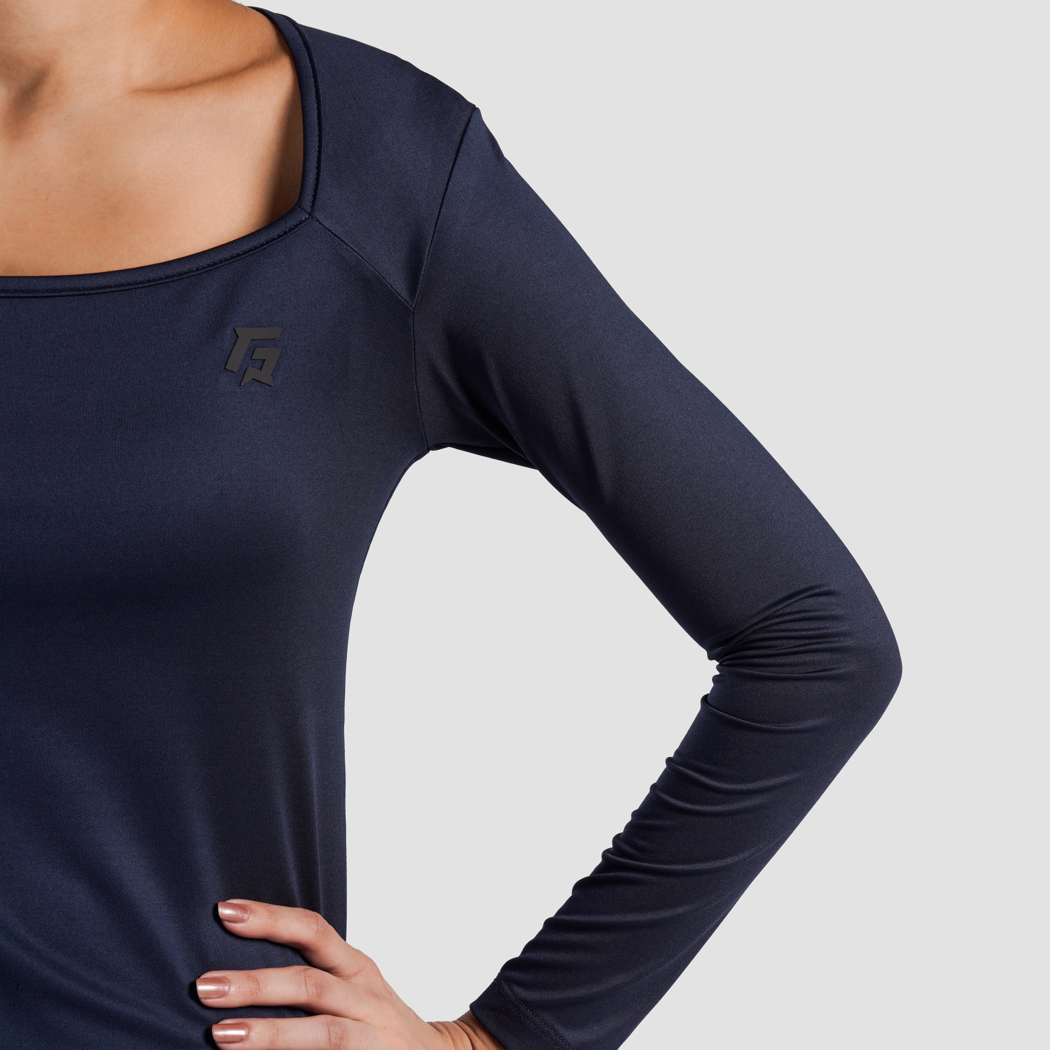 Aerovee Top (Navy)