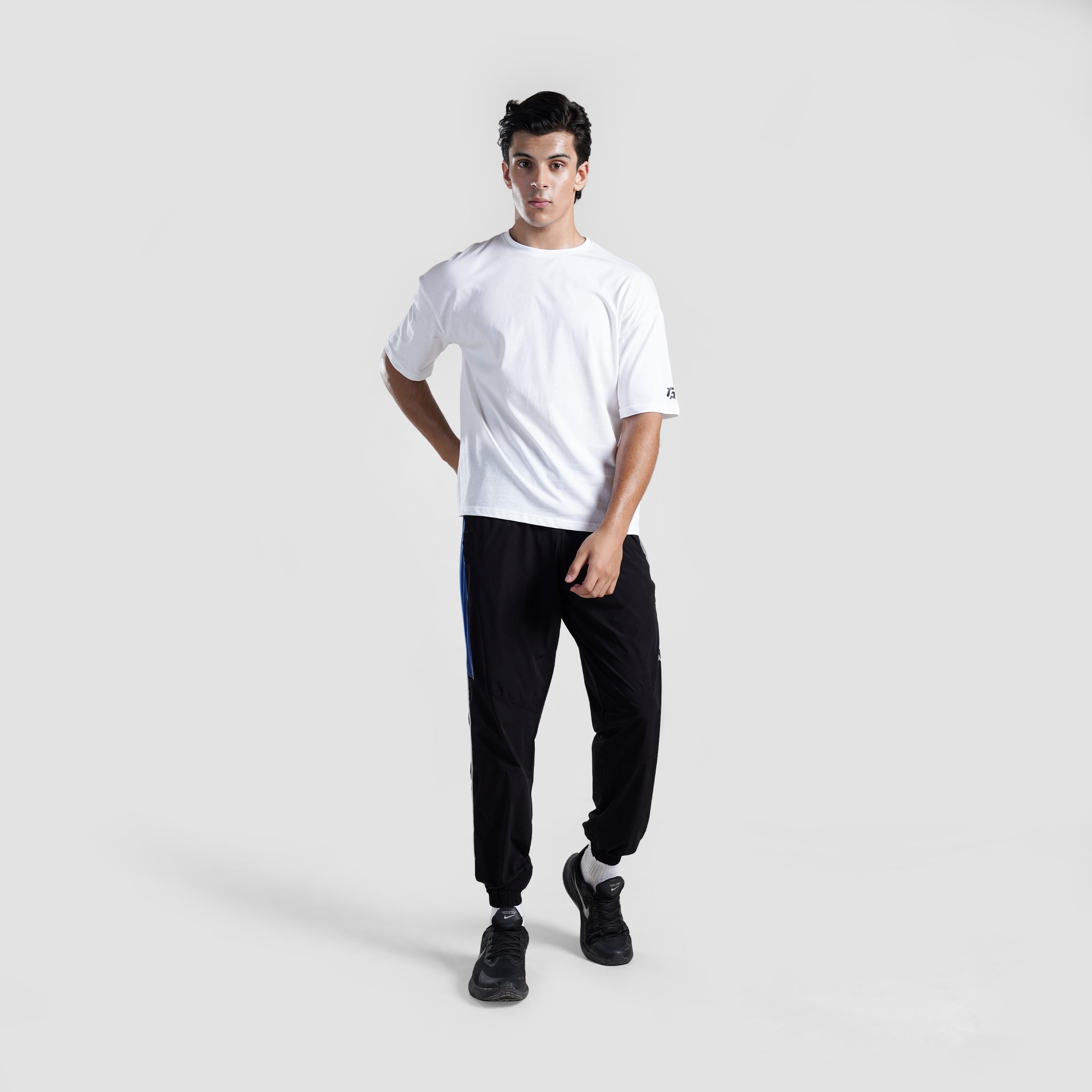 Olympus Trousers (Black-Teal)