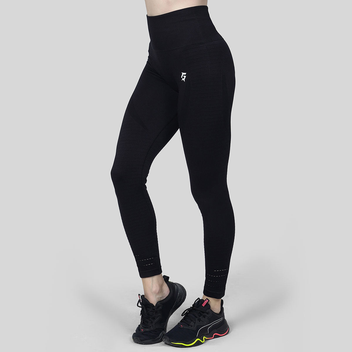 Classic Seamless Leggings (Black Shade)